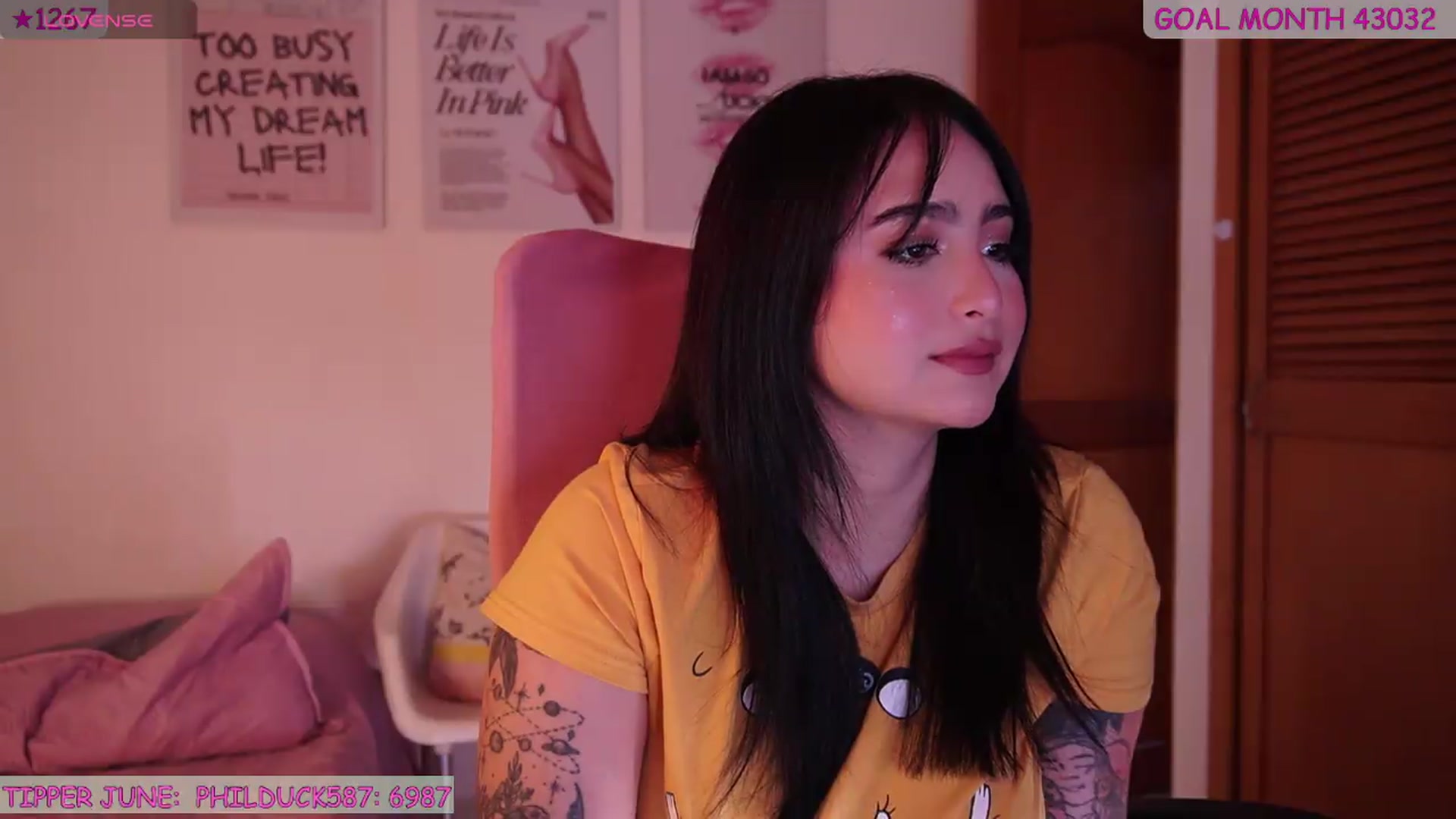 Gallery image thumbnail from naniicute's myfreecams stream on, 06/22/2026, 01:50 image 6 of 20