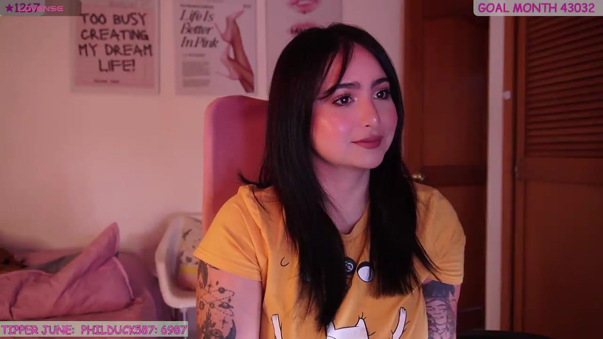 Gallery image thumbnail from naniicute's myfreecams stream on, 06/22/2026, 01:50 image 7 of 20