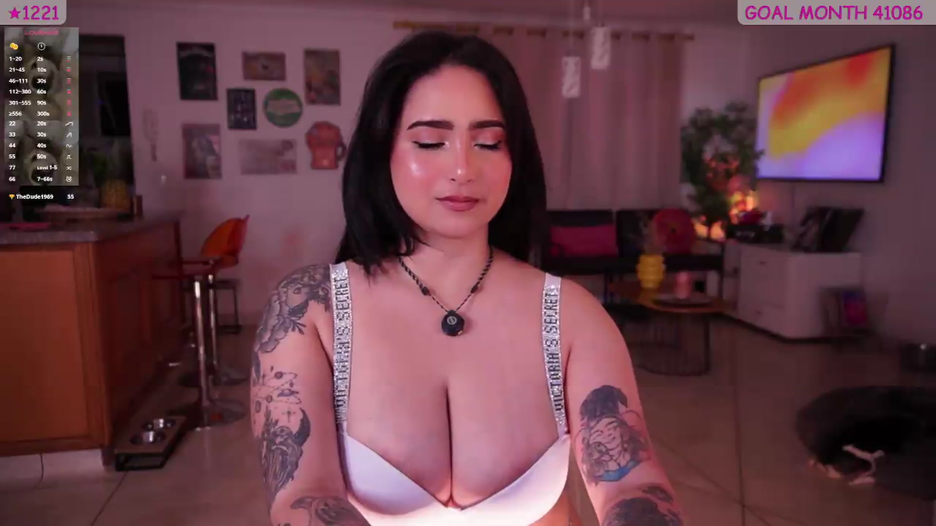 Gallery image thumbnail from naniicute's myfreecams stream on, 06/23/2026, 01:50 image 16 of 20