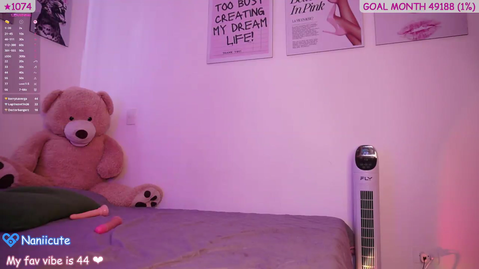 Gallery image thumbnail from naniicute's myfreecams stream on, 06/27/2026, 19:09 image 11 of 20