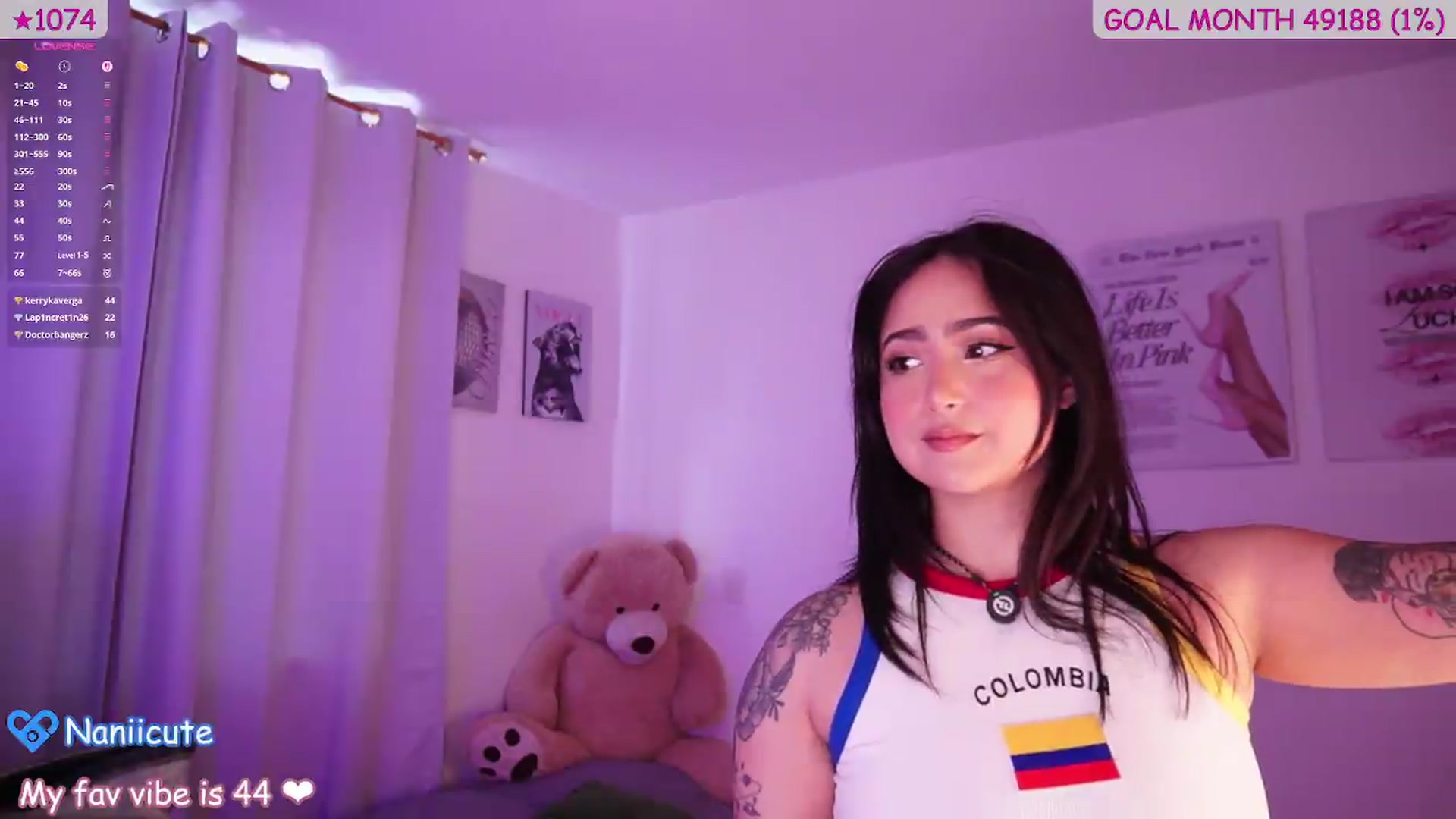 Gallery image thumbnail from naniicute's myfreecams stream on, 06/27/2026, 19:09 image 13 of 20