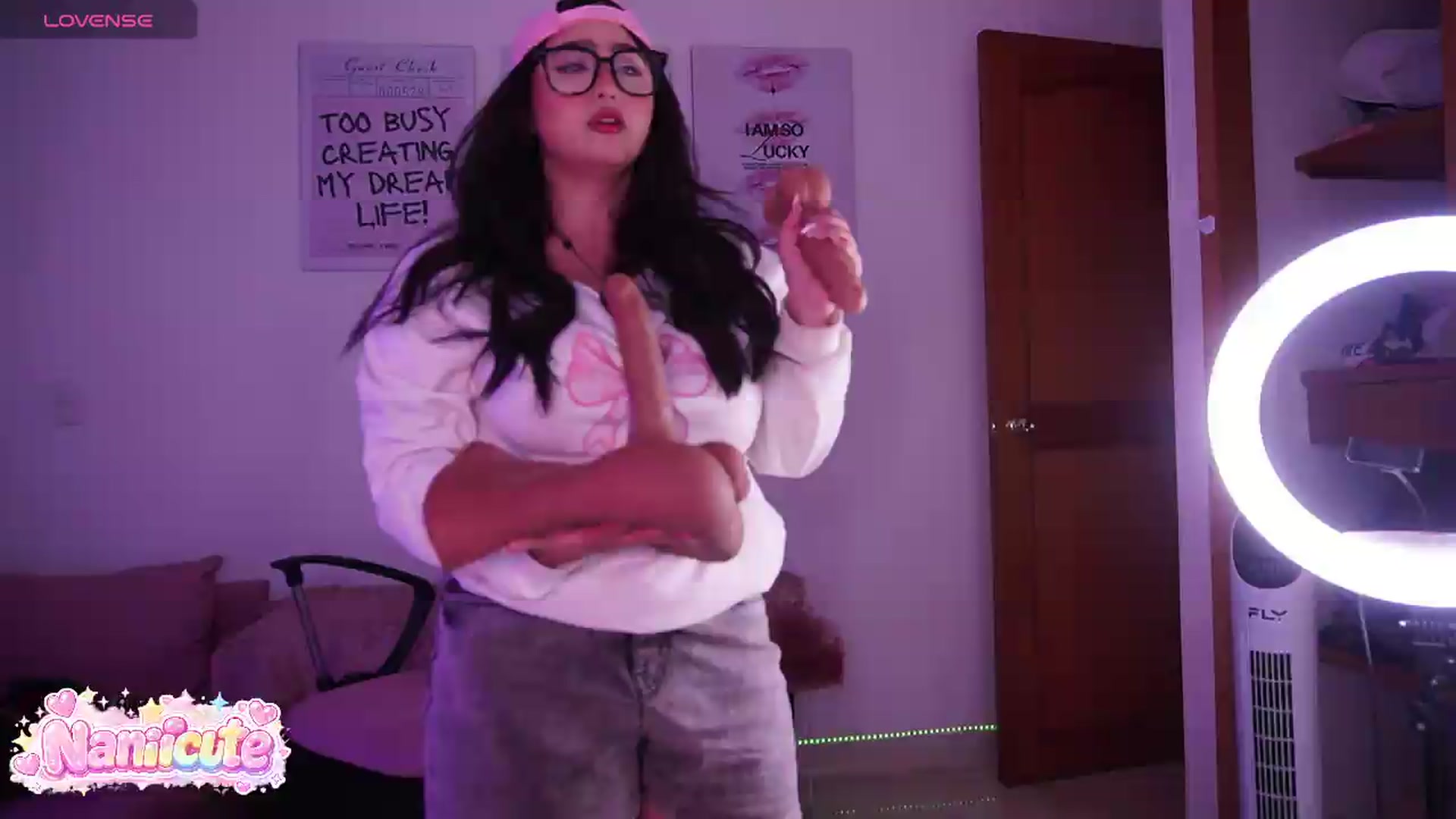 Gallery image thumbnail from naniicute's myfreecams stream on, 07/18/2026, 24:40 image 2 of 20