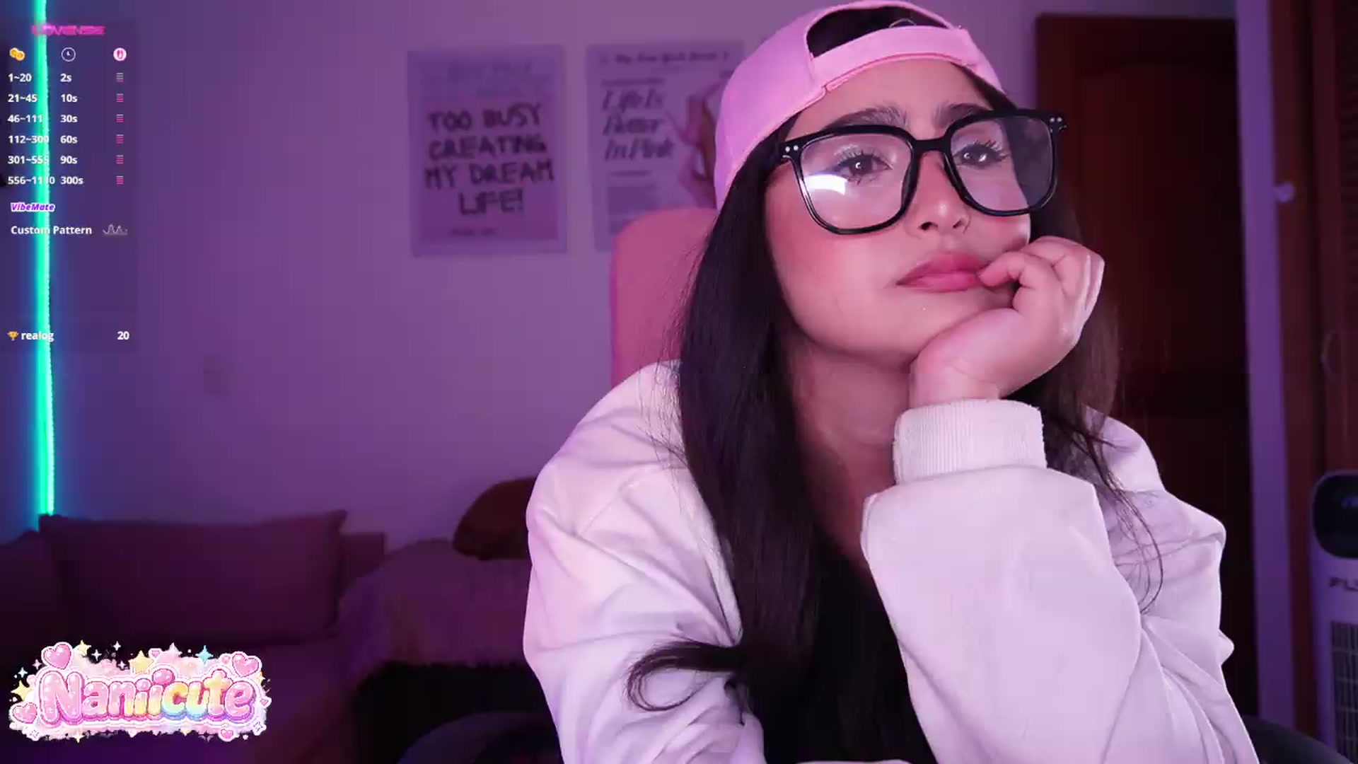 Gallery image thumbnail from naniicute's myfreecams stream on, 07/18/2026, 24:40 image 19 of 20