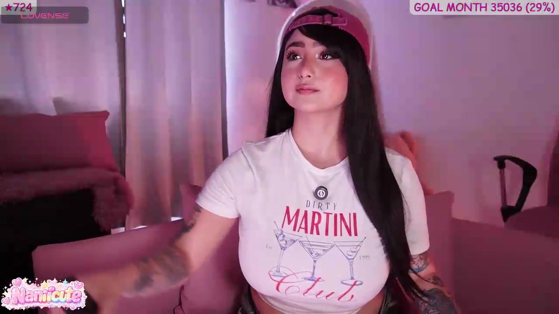 Gallery image thumbnail from naniicute's myfreecams stream on, 08/05/2026, 15:21 image 6 of 20