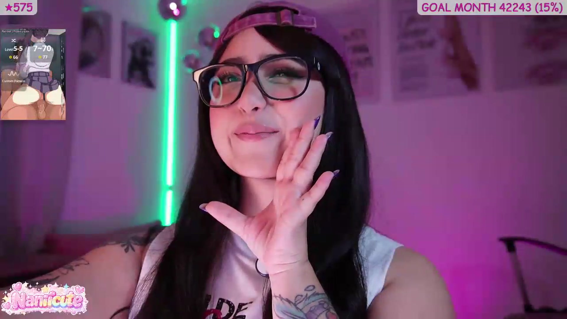 Gallery image thumbnail from naniicute's myfreecams stream on, 08/28/2026, 24:01 image 10 of 20