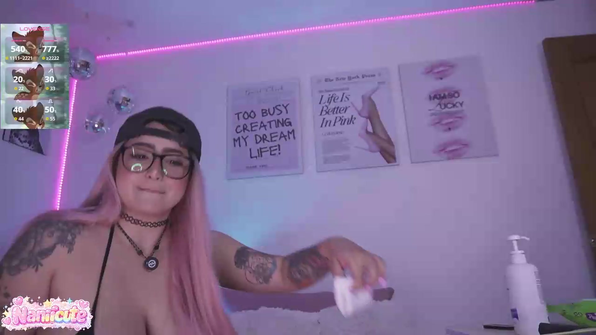 Gallery image thumbnail from naniicute's myfreecams stream on, 09/12/2026, 02:20 image 8 of 20