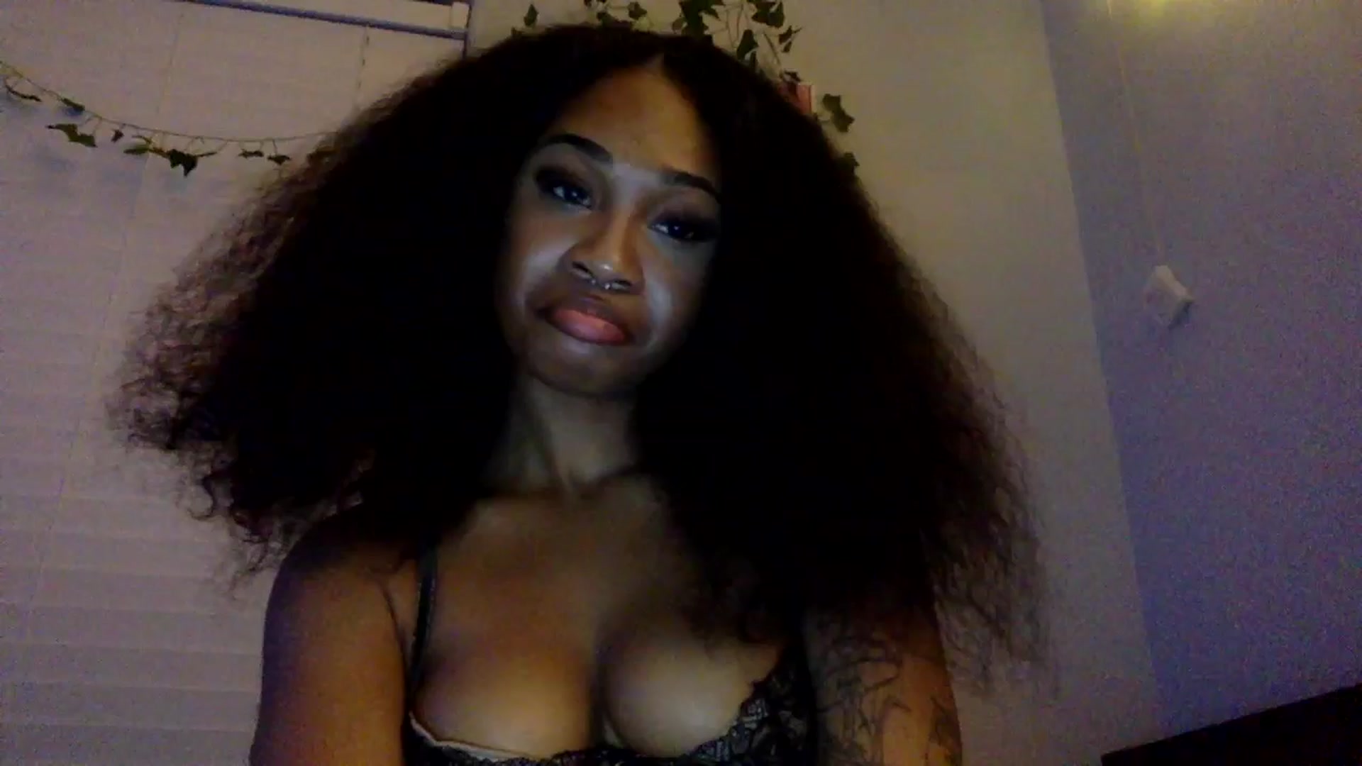Gallery image thumbnail from nastyneri's myfreecams stream on, 03/26/2025, 08:34 image 1 of 20