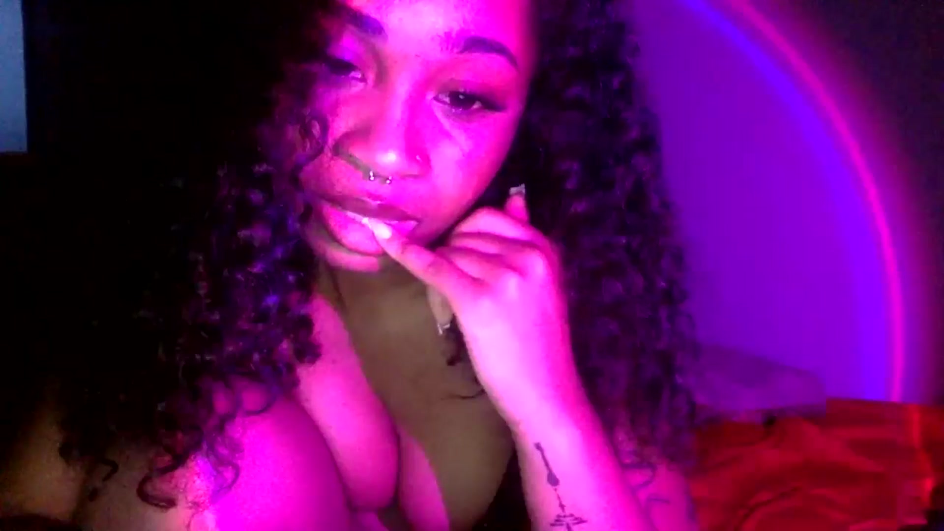 Gallery image thumbnail from nastyneri's myfreecams stream on, 04/16/2025, 08:57 image 13 of 20