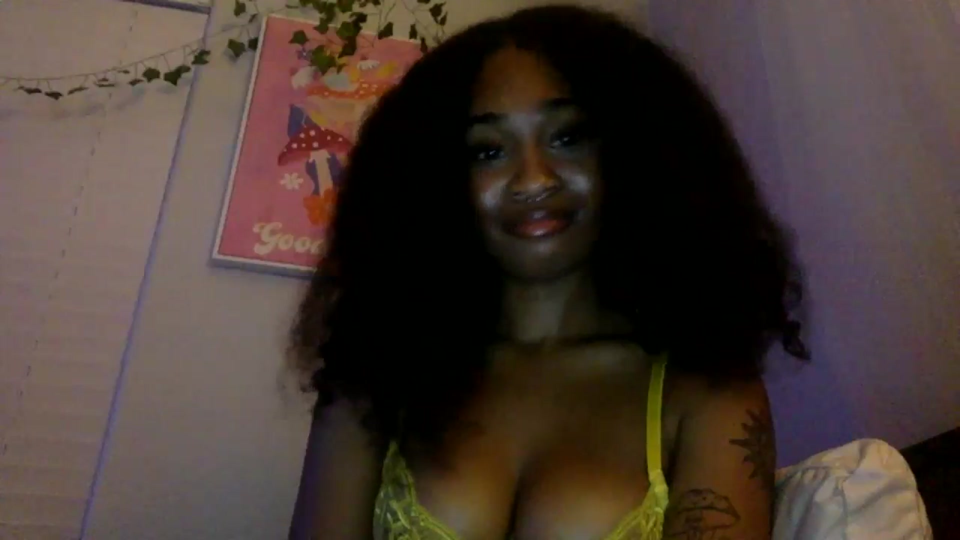 Gallery image thumbnail from nastyneri's myfreecams stream on, 04/26/2025, 09:22 image 16 of 20