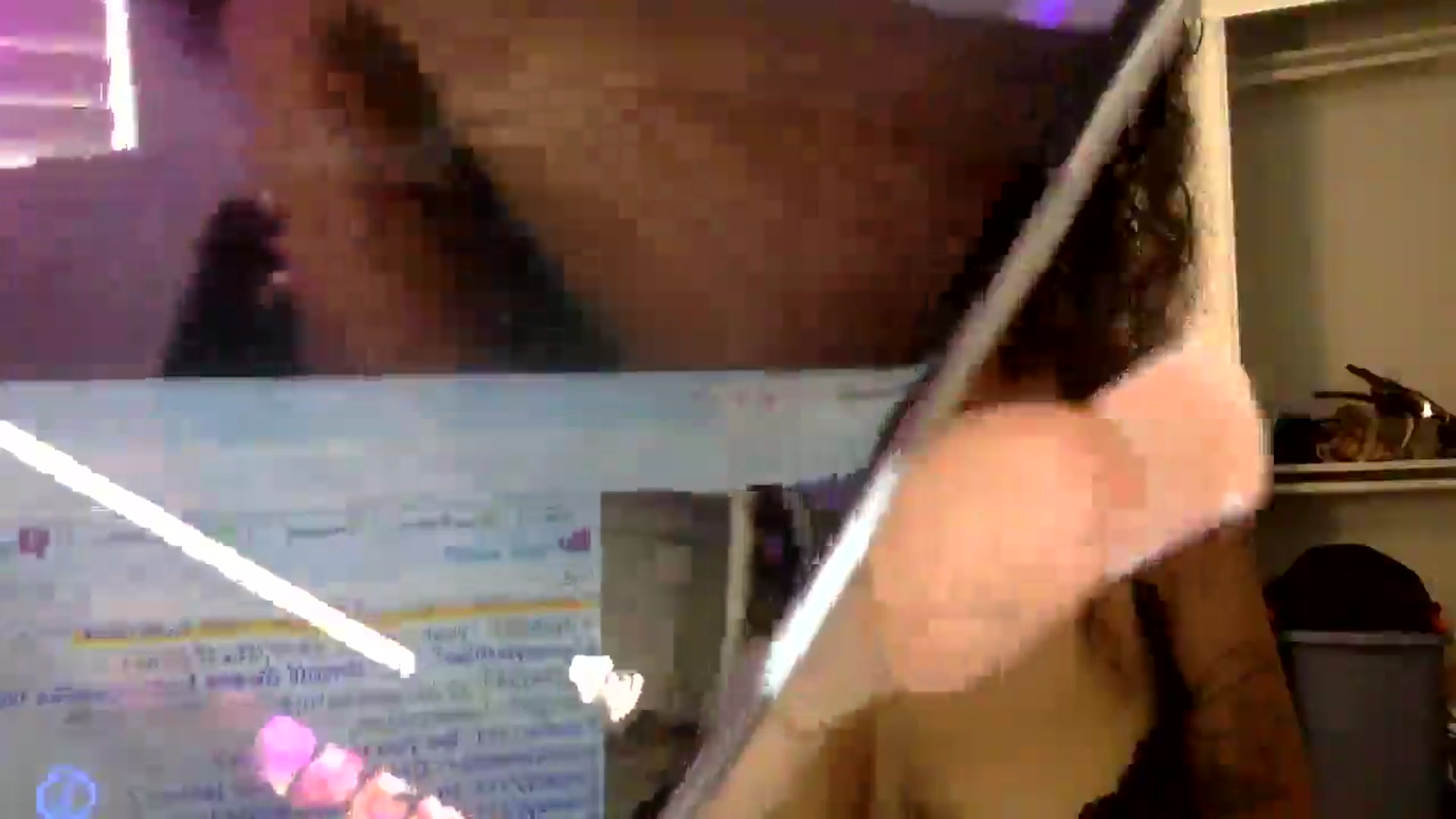 Gallery image thumbnail from nastyneri's myfreecams stream on, 05/20/2025, 20:16 image 14 of 20