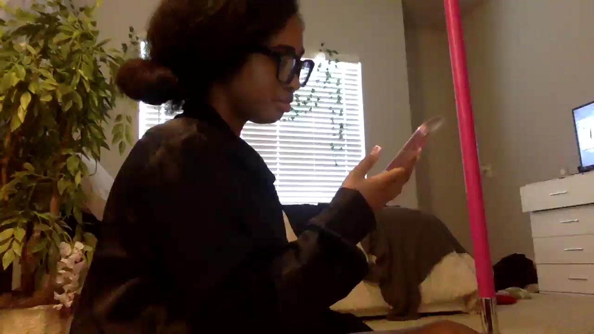 Gallery image thumbnail from nastyneri's myfreecams stream on, 06/22/2025, 20:38 image 10 of 20