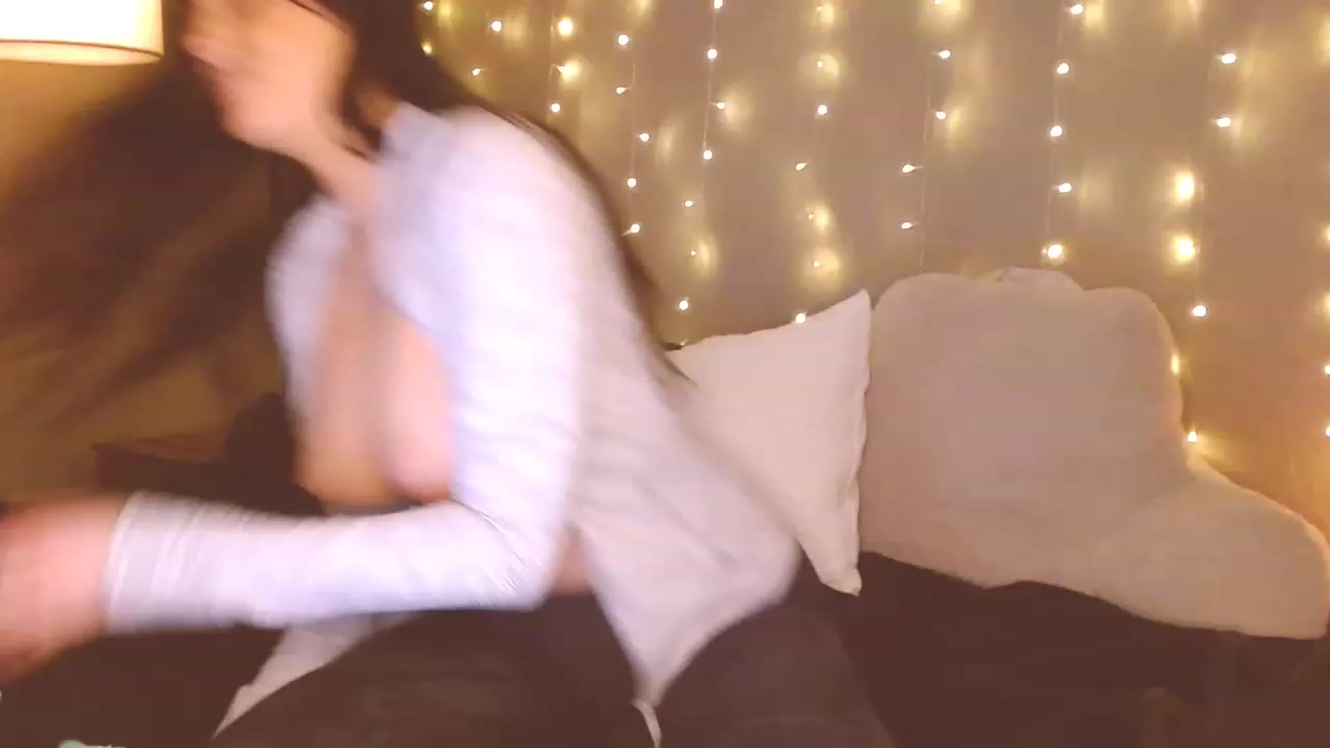 Gallery image thumbnail from nataliemoonx's myfreecams stream on, 04/06/2023, 19:32 image 13 of 20