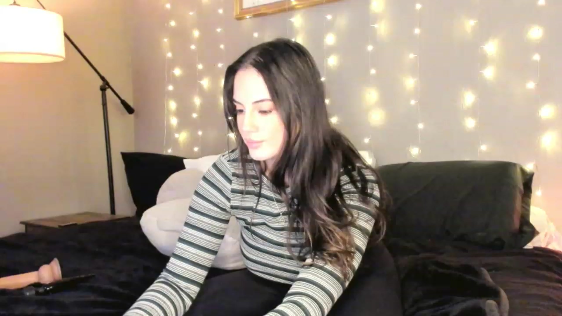 Gallery image thumbnail from nataliemoonx's myfreecams stream on, 06/07/2023, 15:42 image 20 of 20