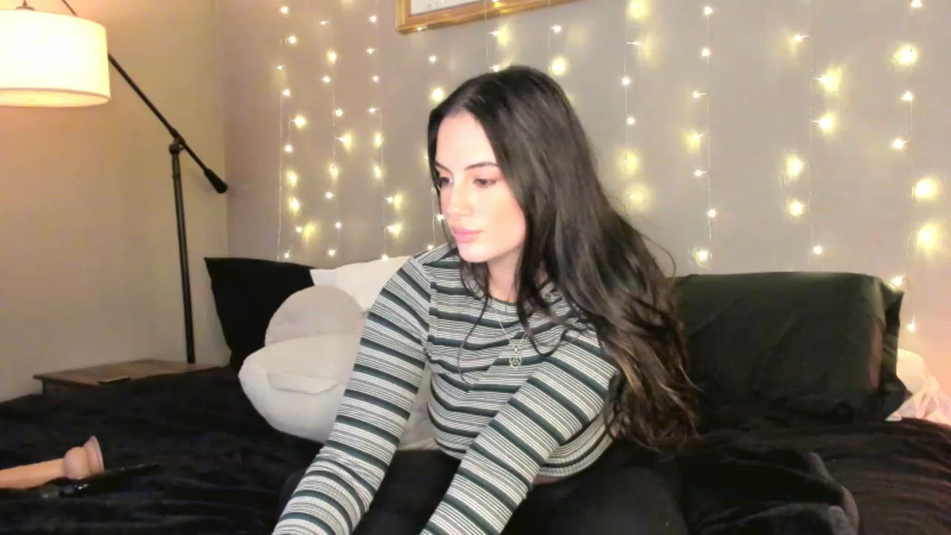 Gallery image thumbnail from nataliemoonx's myfreecams stream on, 06/07/2023, 15:42 image 19 of 20