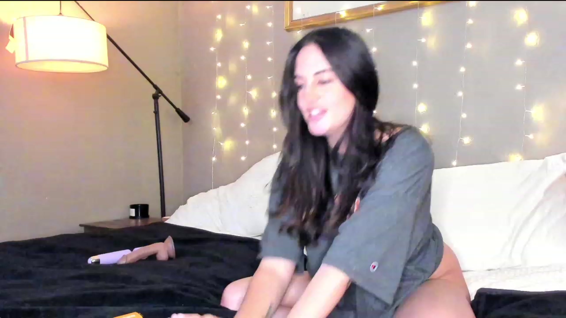 Gallery image thumbnail from nataliemoonx's myfreecams stream on, 07/14/2023, 16:13 image 6 of 20