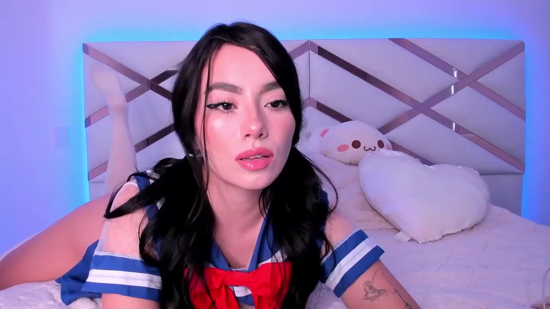 Gallery image thumbnail from naty_natasha's myfreecams stream on, 06/30/2023, 22:26 image 15 of 20