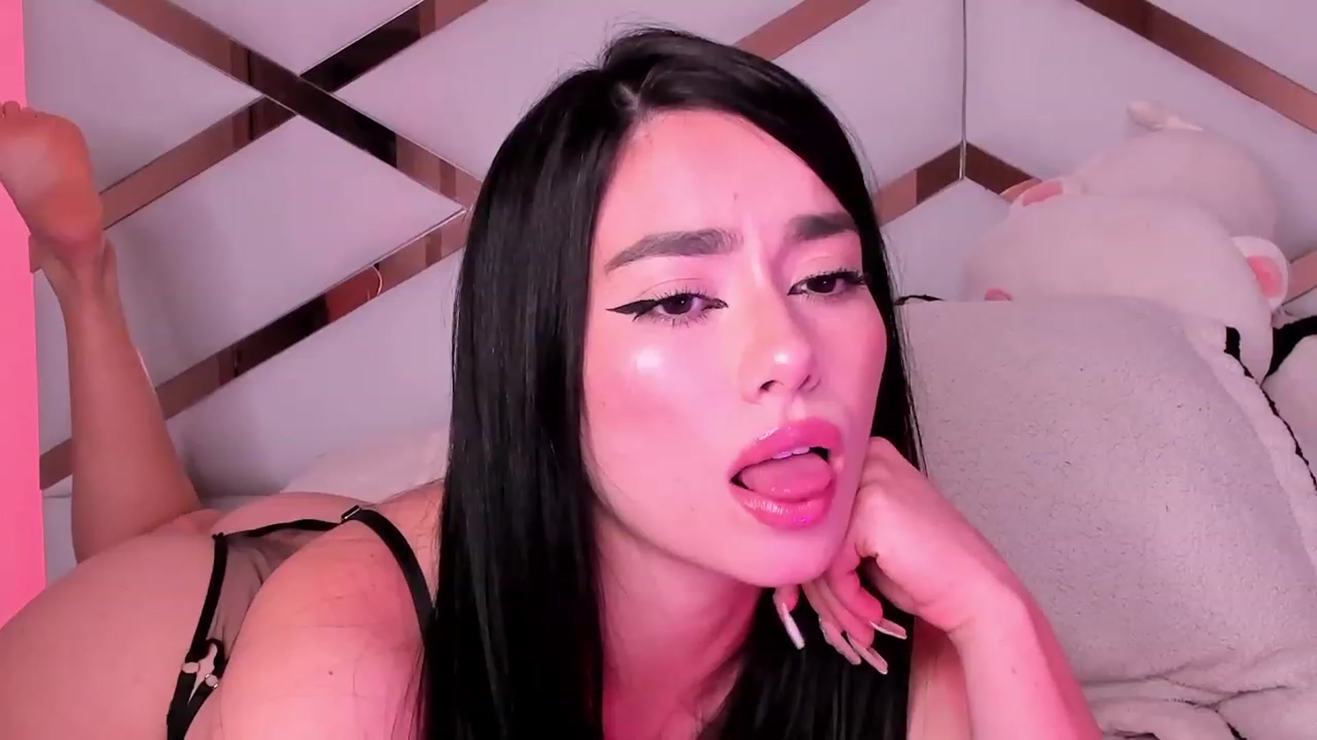 Gallery image thumbnail from naty_natasha's myfreecams stream on, 07/03/2023, 06:16 image 14 of 20