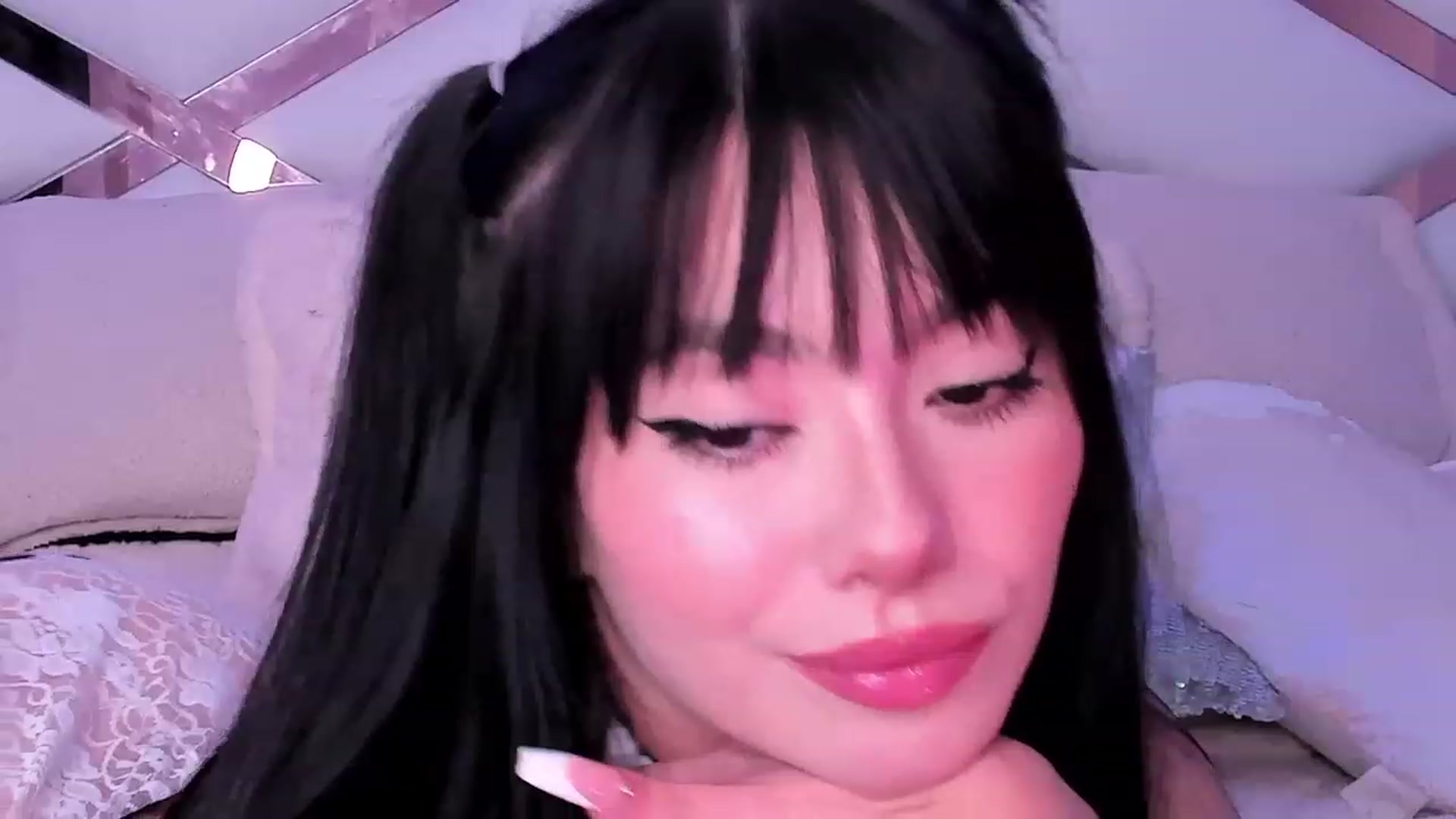 Gallery image thumbnail from naty_natasha's myfreecams stream on, 07/12/2023, 03:41 image 17 of 20