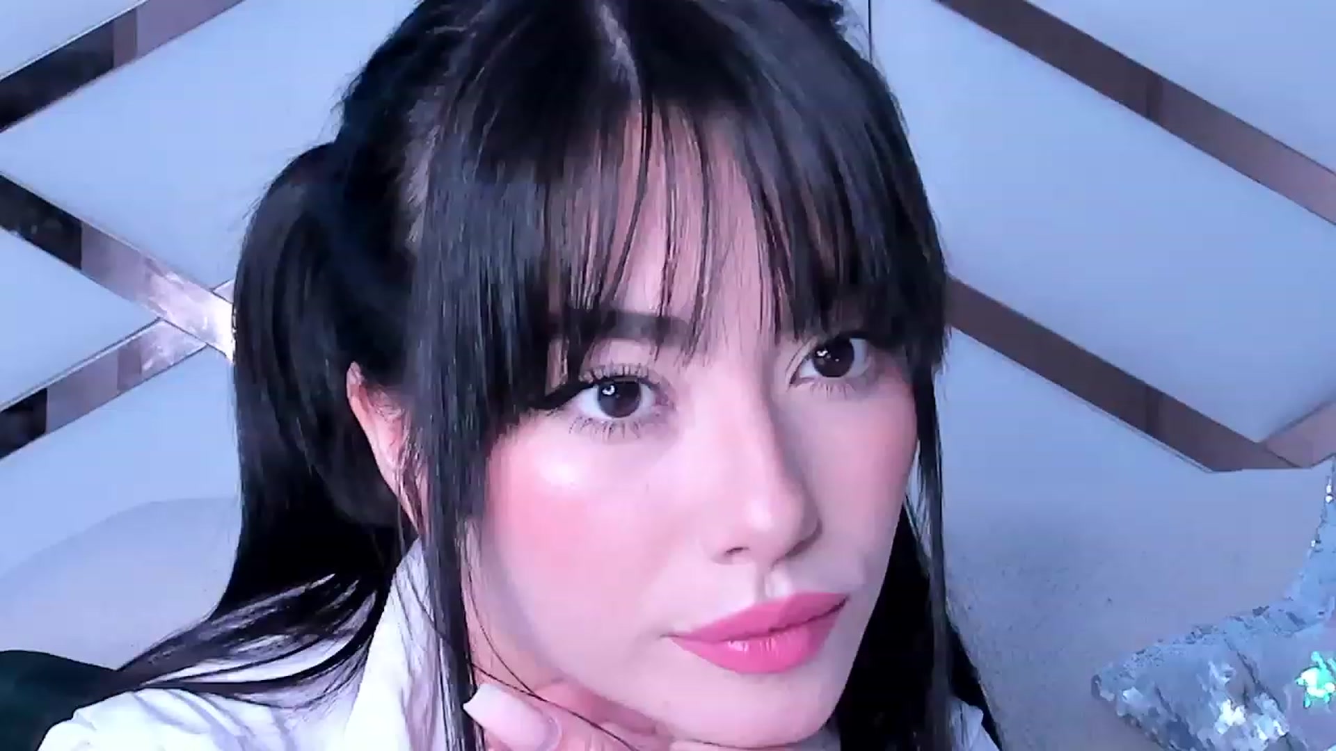 Gallery image thumbnail from naty_natasha's myfreecams stream on, 08/14/2023, 04:22 image 5 of 20