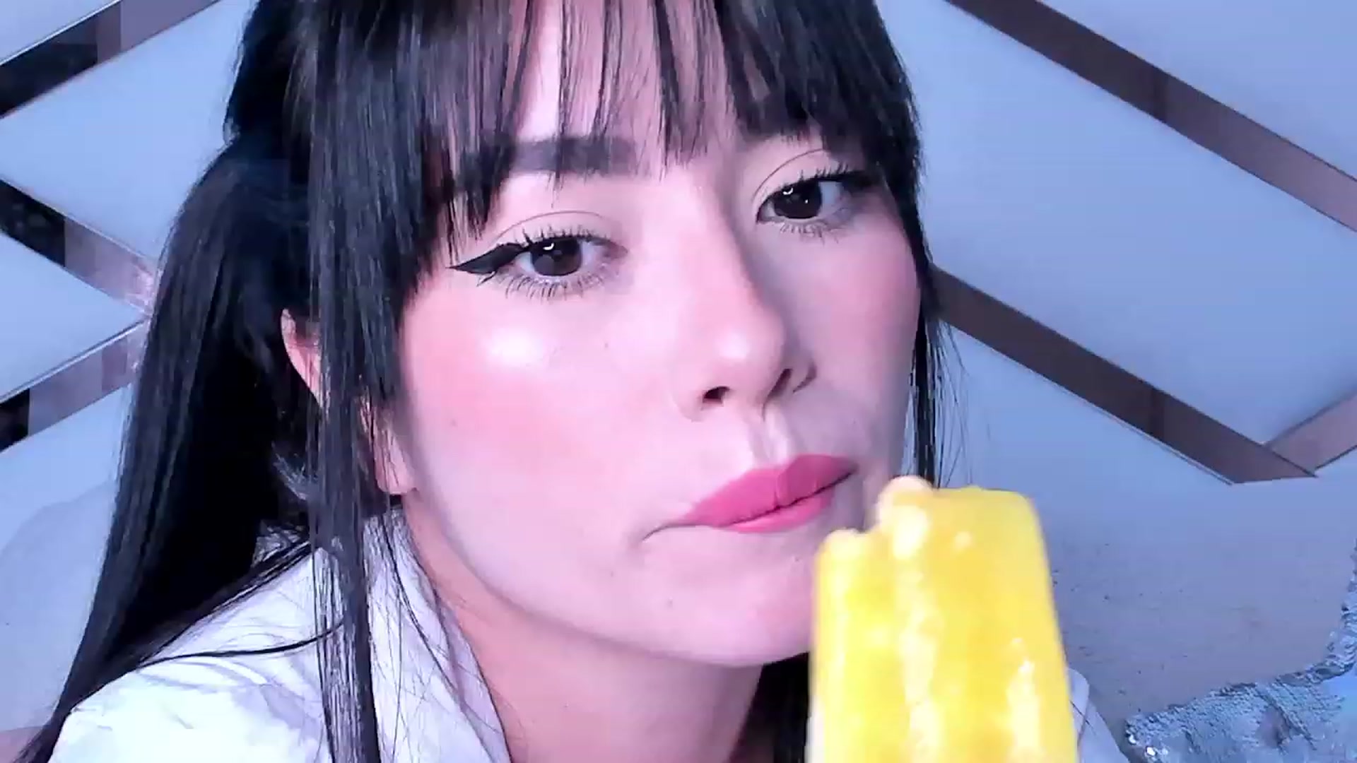 Gallery image thumbnail from naty_natasha's myfreecams stream on, 08/14/2023, 04:22 image 9 of 20