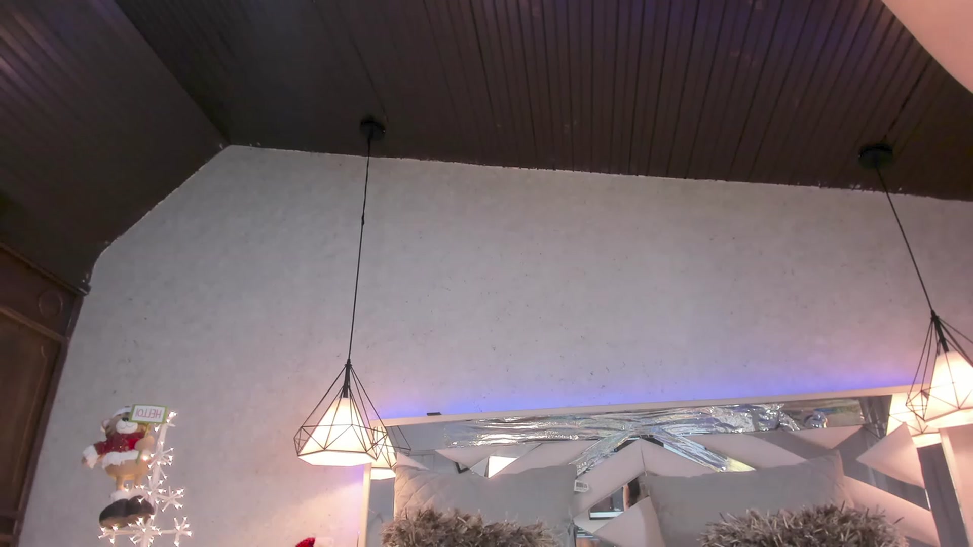 Gallery image thumbnail from naty_natasha's myfreecams stream on, 12/21/2023, 22:15 image 9 of 20