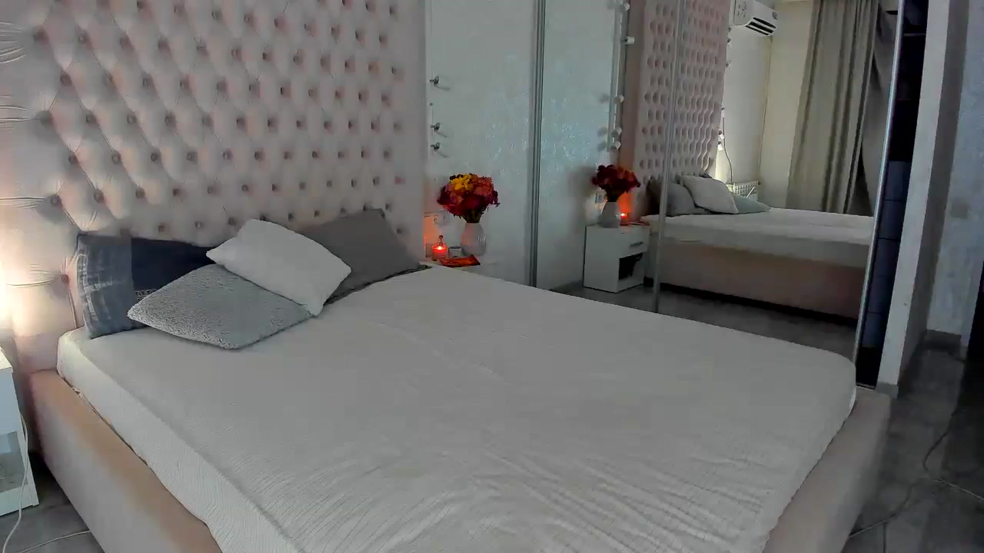 Gallery image thumbnail from naughtyFox's myfreecams stream on, 11/07/2023, 15:25 image 16 of 20