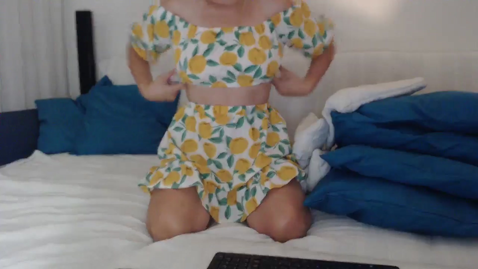 Gallery image thumbnail from naughty_devil's myfreecams stream on, 08/15/2024, 24:00 image 9 of 20