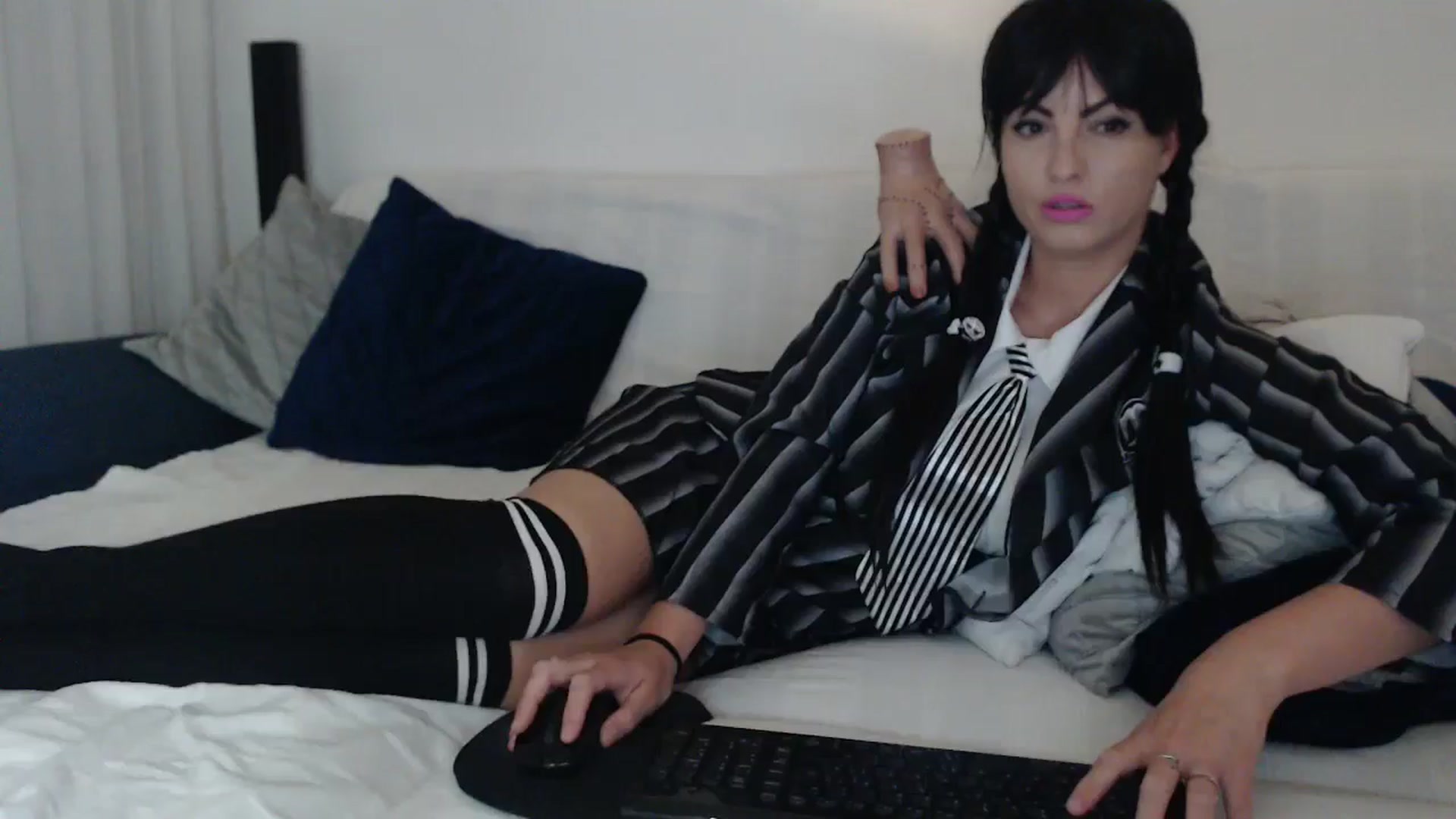 Gallery image thumbnail from naughty_devil's myfreecams stream on, 10/30/2024, 23:57 image 11 of 20
