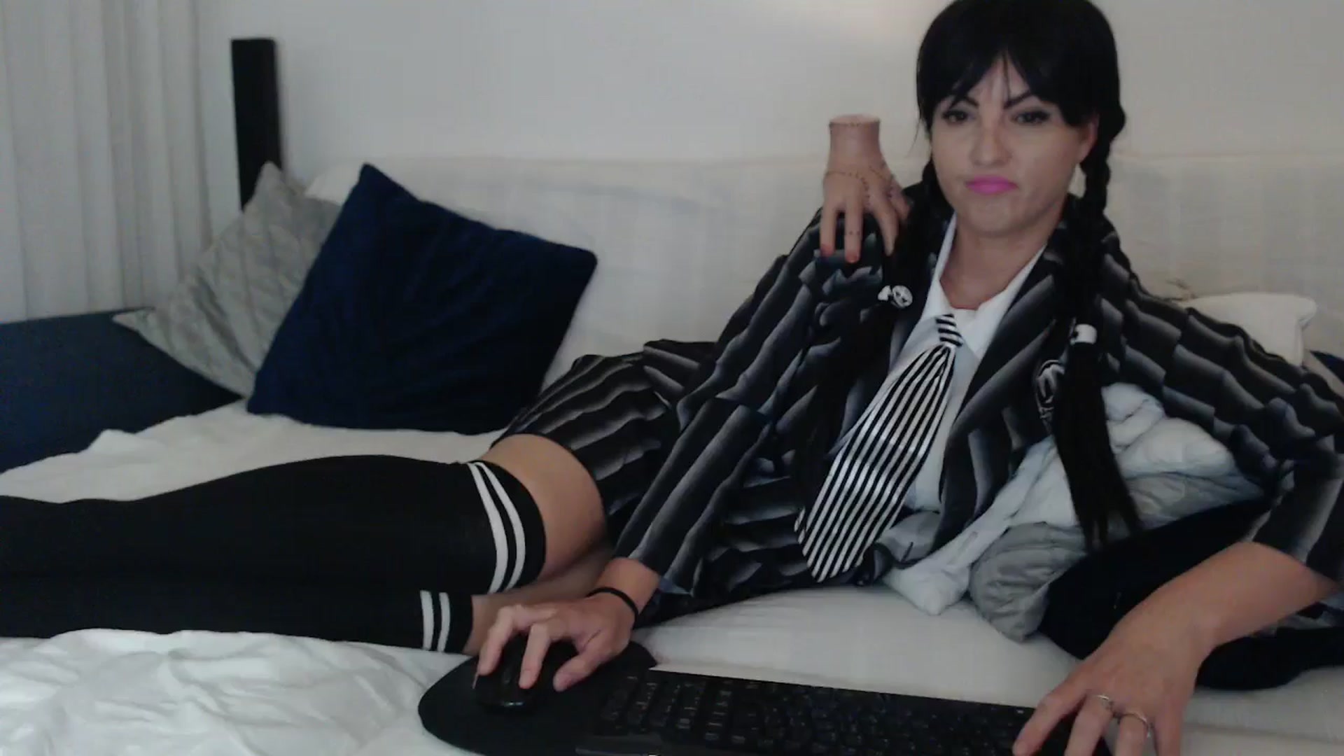 Gallery image thumbnail from naughty_devil's myfreecams stream on, 10/30/2024, 23:57 image 6 of 20