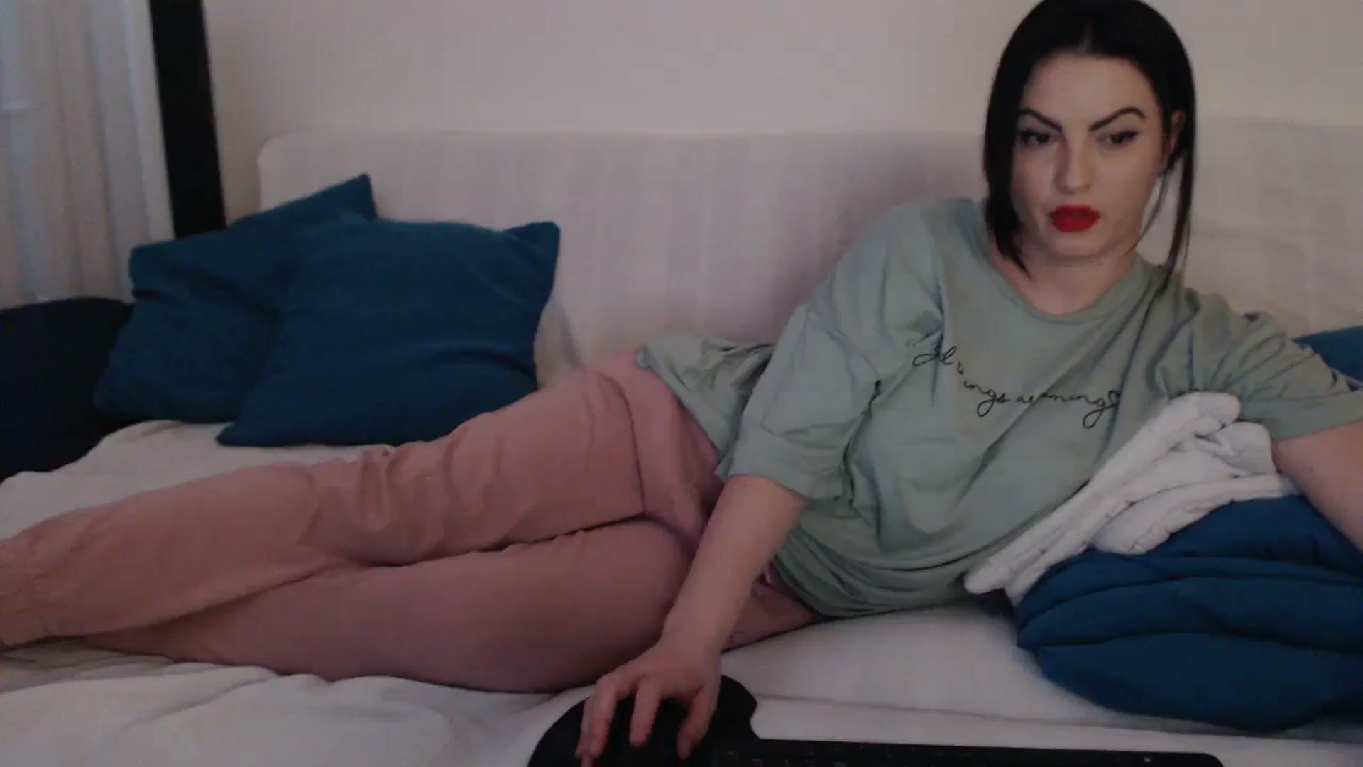 Gallery image thumbnail from naughty_devil's myfreecams stream on, 03/03/2026, 24:13 image 3 of 20