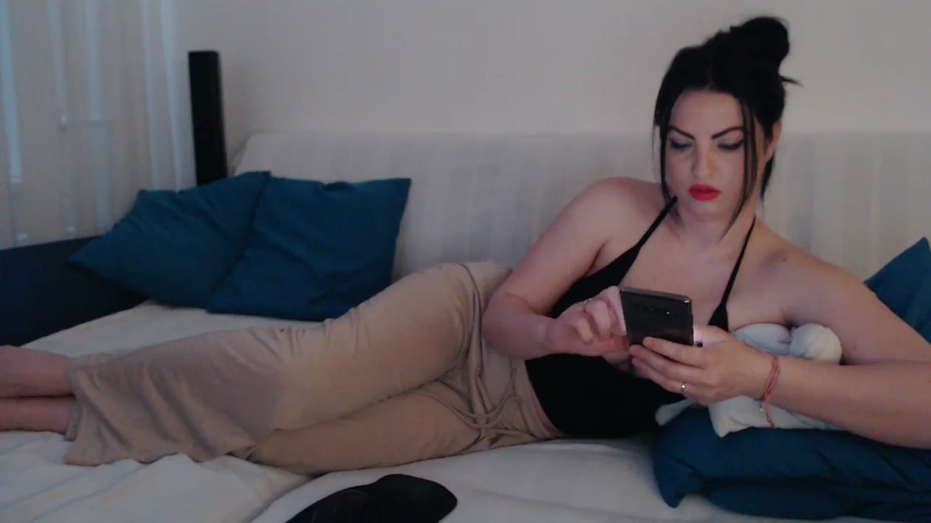 Gallery image thumbnail from naughty_devil's myfreecams stream on, 03/29/2026, 23:50 image 14 of 20
