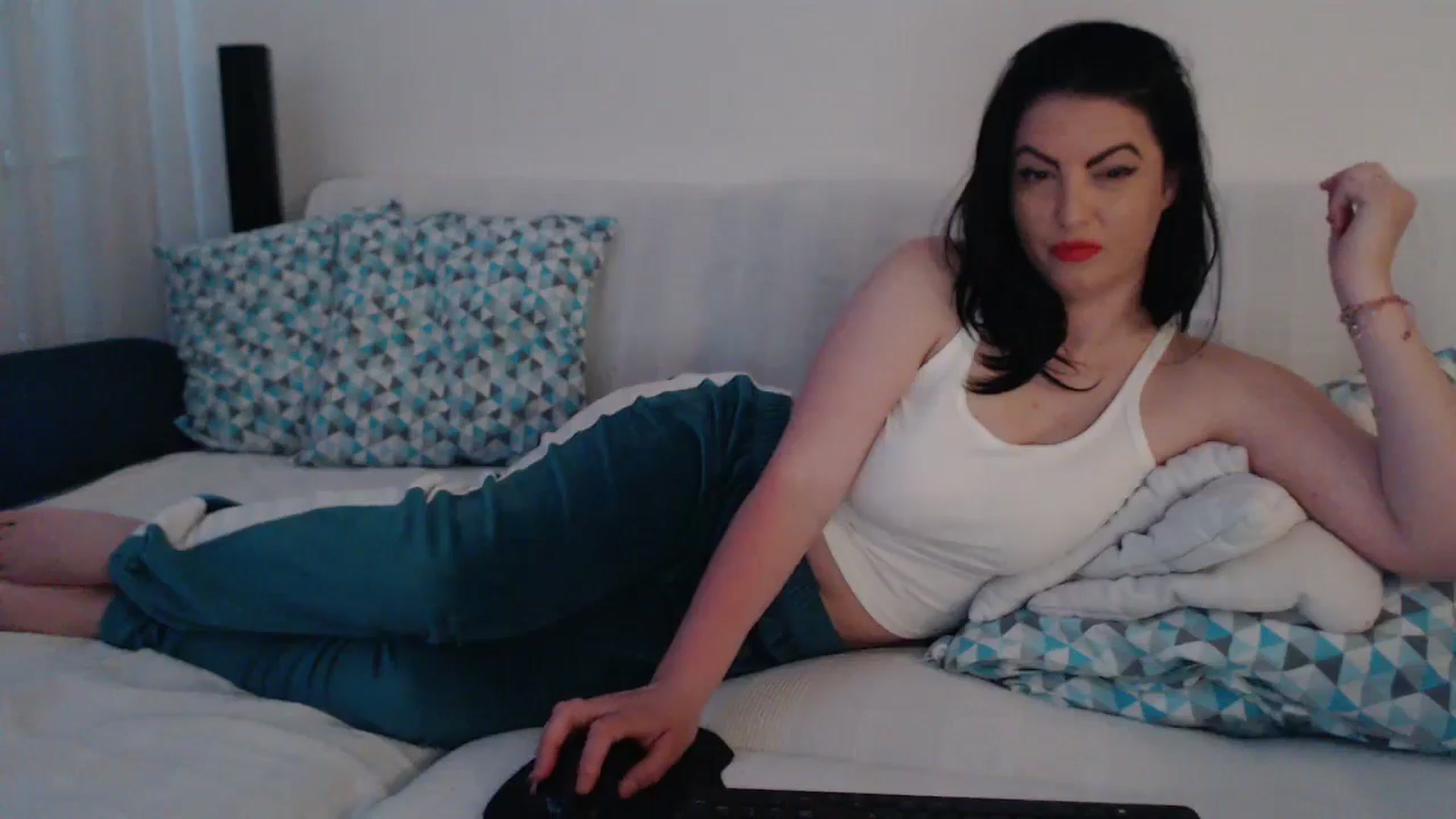Gallery image thumbnail from naughty_devil's myfreecams stream on, 04/06/2026, 23:53 image 3 of 20