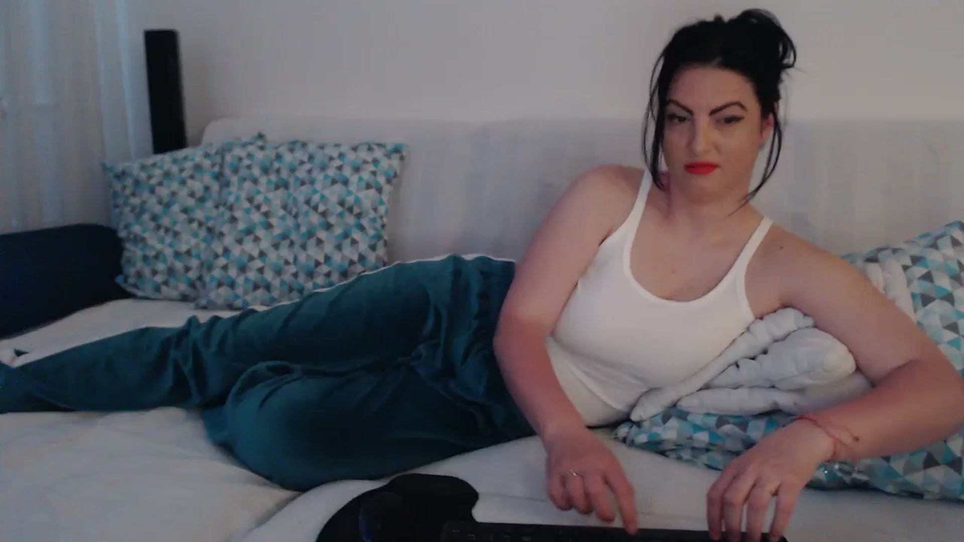 Gallery image thumbnail from naughty_devil's myfreecams stream on, 04/06/2026, 23:53 image 12 of 20