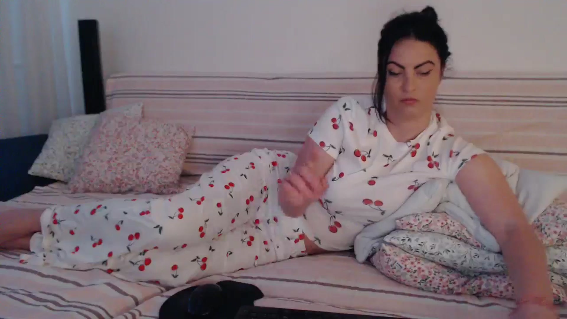 Gallery image thumbnail from naughty_devil's myfreecams stream on, 04/16/2026, 24:02 image 20 of 20