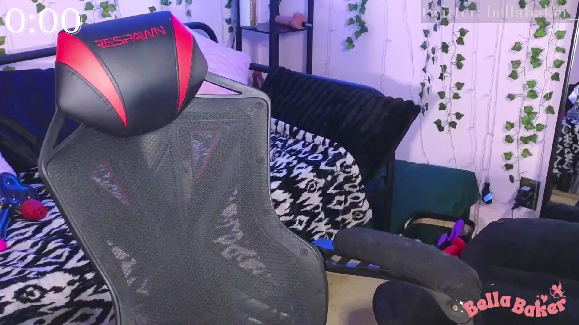 Gallery image thumbnail from naughtybella_'s myfreecams stream on, 05/30/2024, 03:27 image 18 of 20