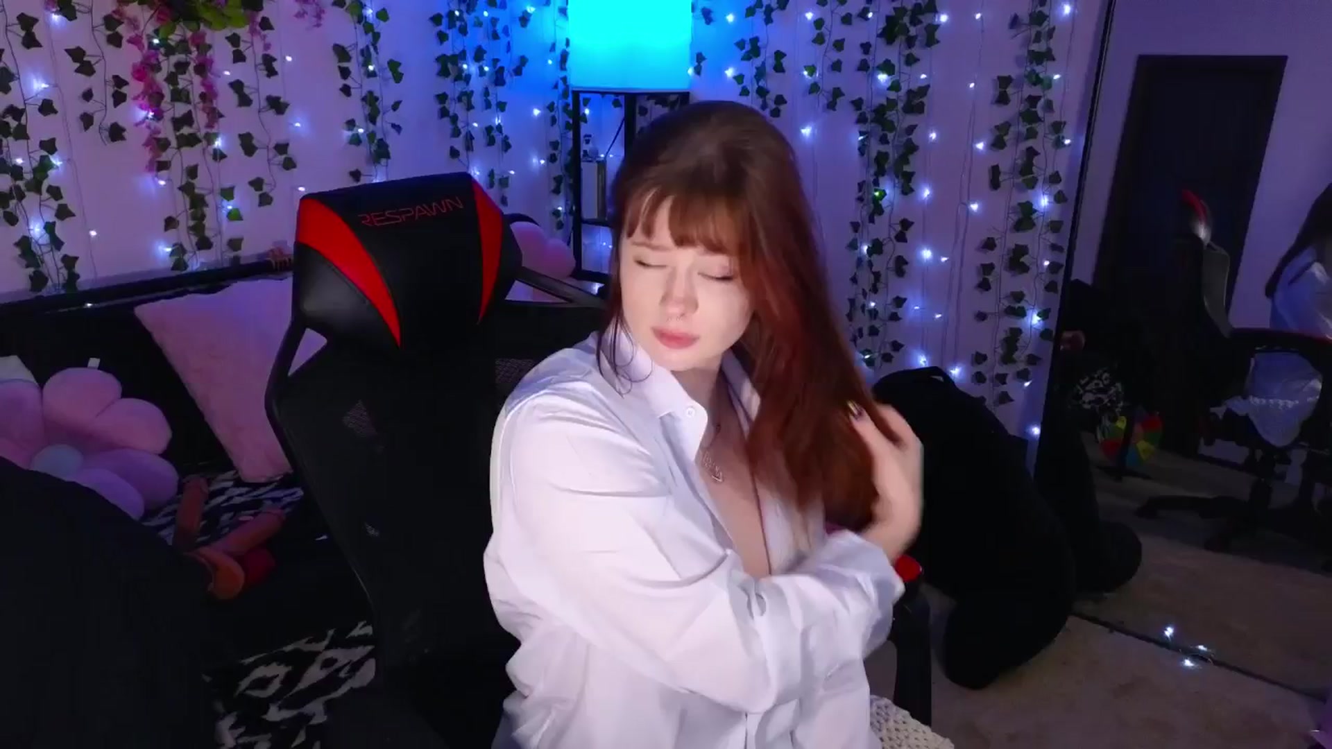 Gallery image thumbnail from naughtybella_'s myfreecams stream on, 07/08/2024, 01:07 image 10 of 20
