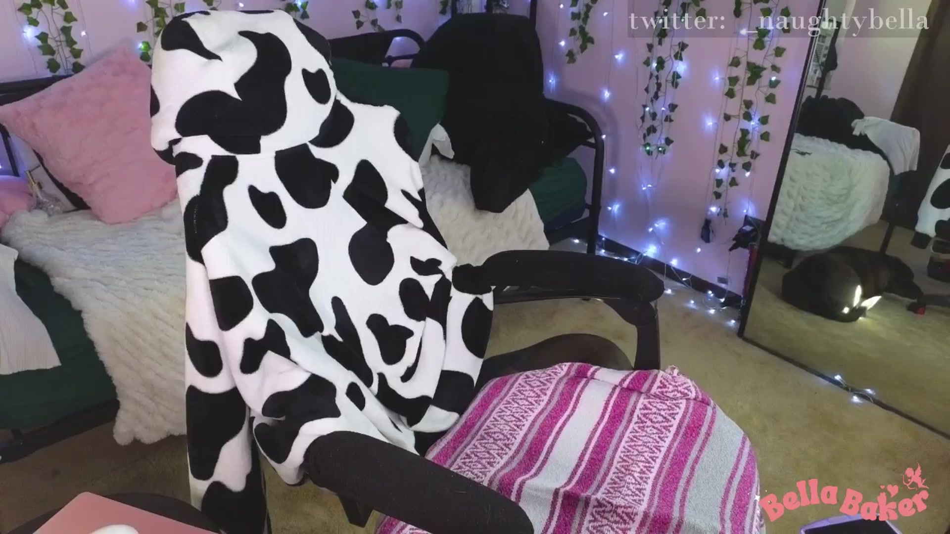 Gallery image thumbnail from naughtybella_'s myfreecams stream on, 10/03/2024, 21:53 image 6 of 20