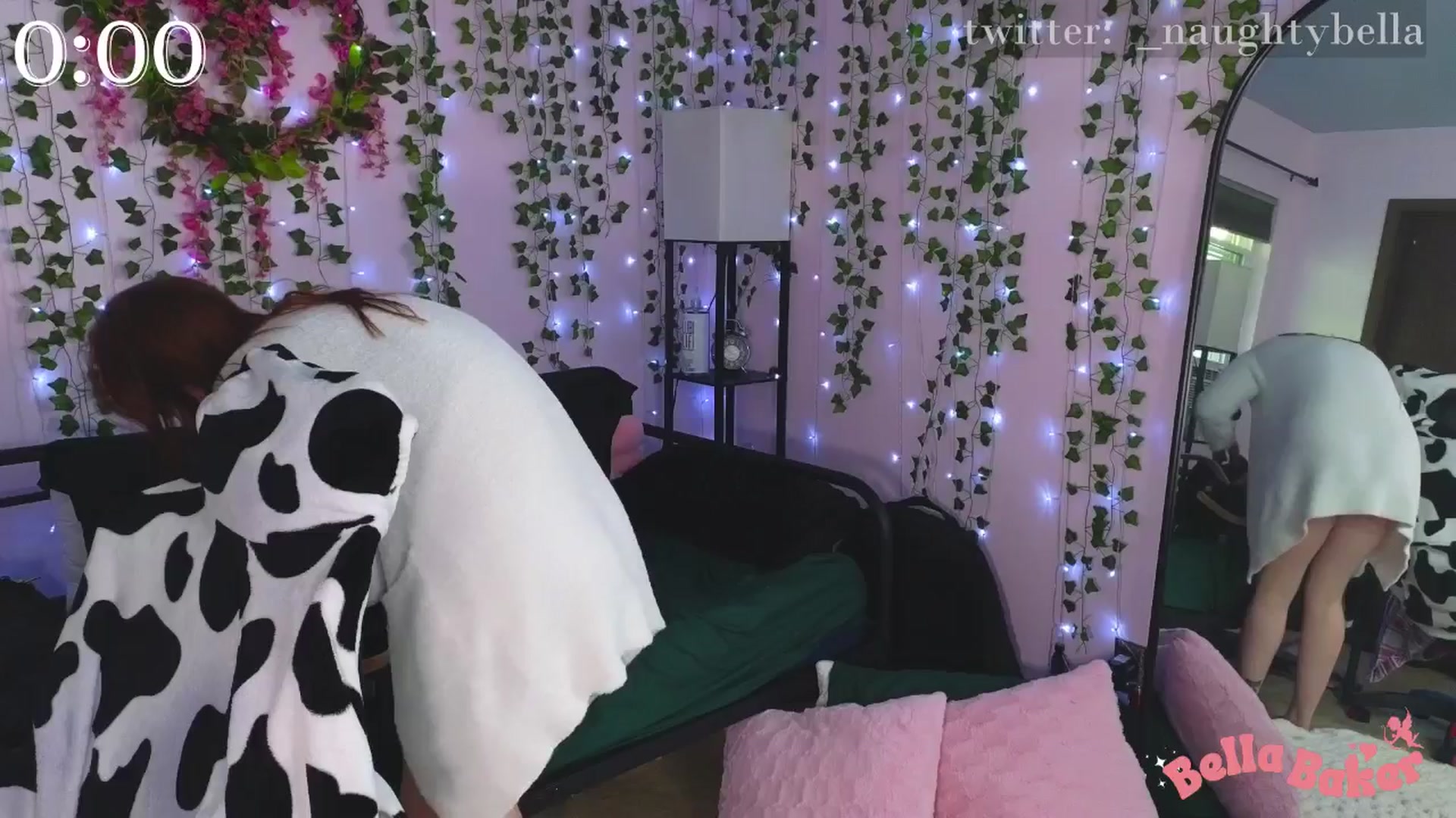 Gallery image thumbnail from naughtybella_'s myfreecams stream on, 10/09/2024, 17:43 image 19 of 20
