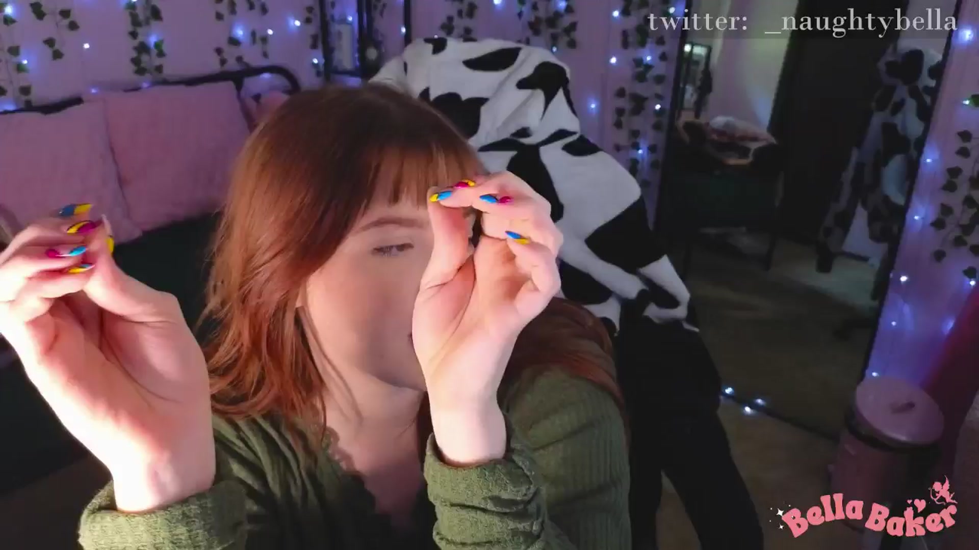 Gallery image thumbnail from naughtybella_'s myfreecams stream on, 10/13/2024, 16:49 image 13 of 20