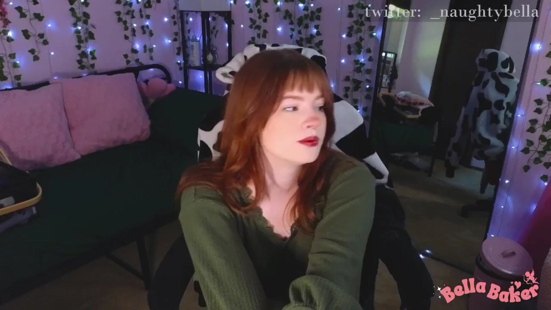 Gallery image thumbnail from naughtybella_'s myfreecams stream on, 10/13/2024, 16:49 image 1 of 20