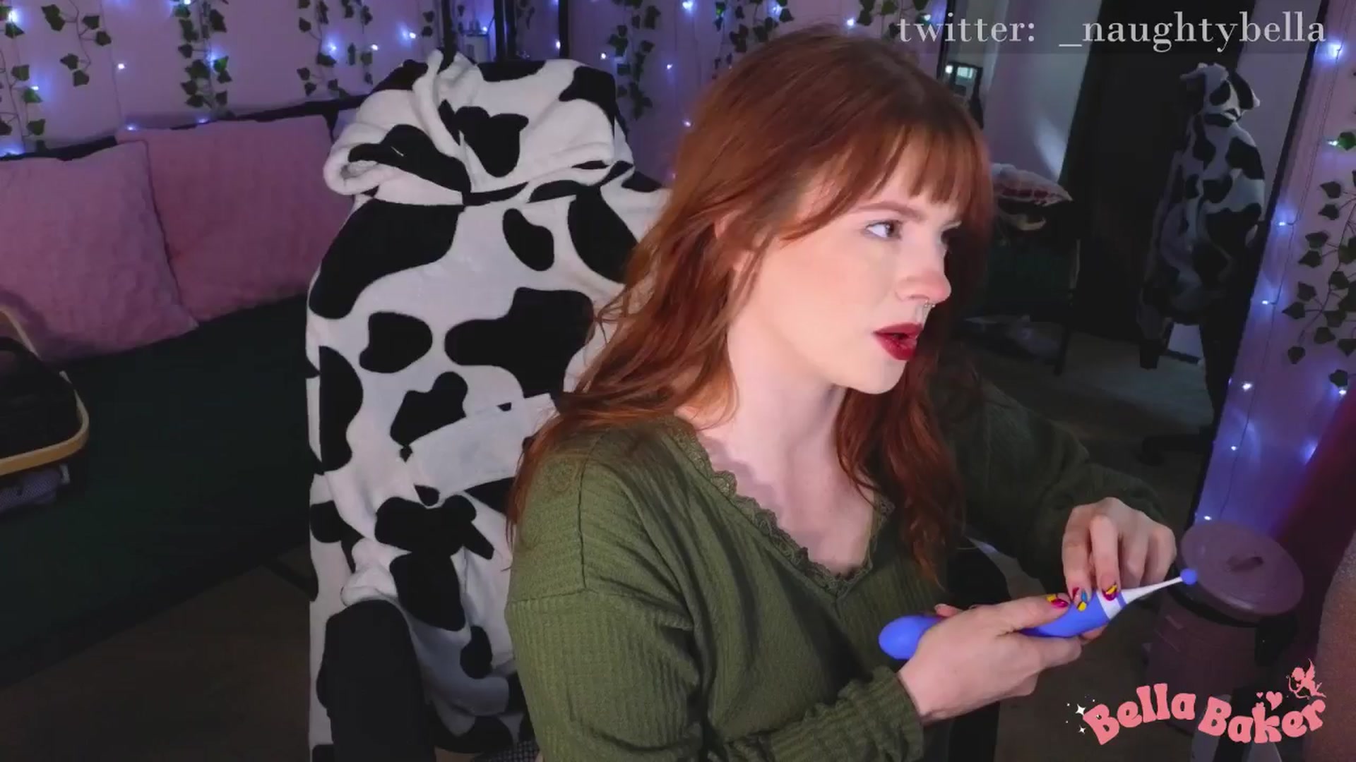 Gallery image thumbnail from naughtybella_'s myfreecams stream on, 10/13/2024, 16:49 image 18 of 20