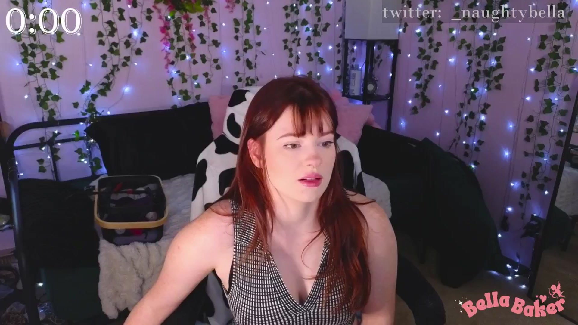 Gallery image thumbnail from naughtybella_'s myfreecams stream on, 11/04/2024, 21:31 image 2 of 20