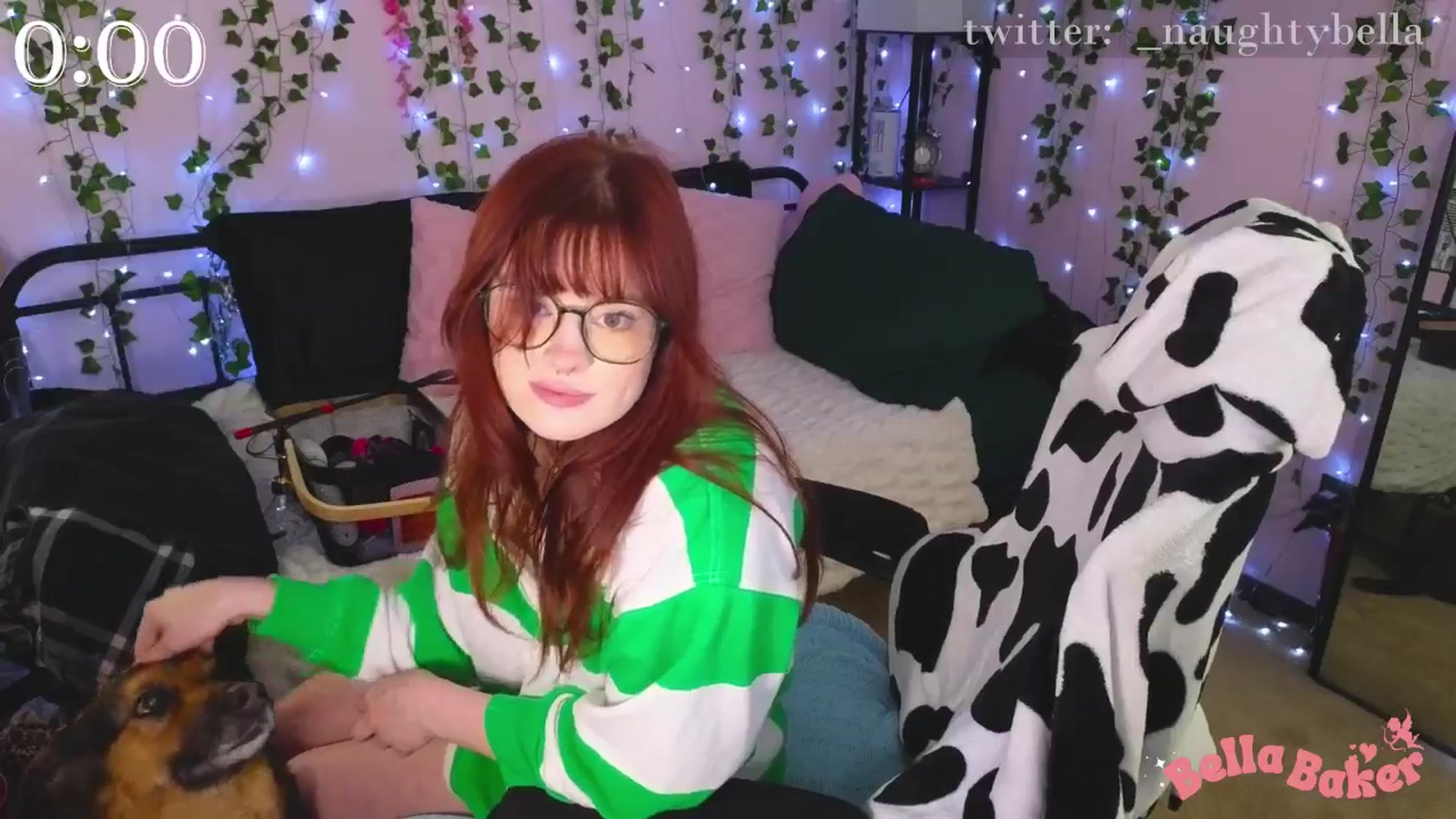 Gallery image thumbnail from naughtybella_'s myfreecams stream on, 11/12/2024, 21:29 image 17 of 20