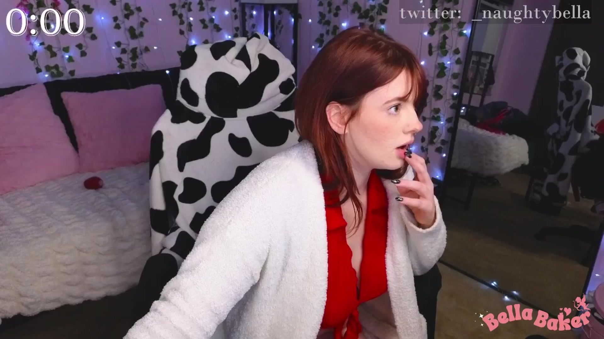Gallery image thumbnail from naughtybella_'s myfreecams stream on, 11/25/2024, 23:26 image 17 of 20