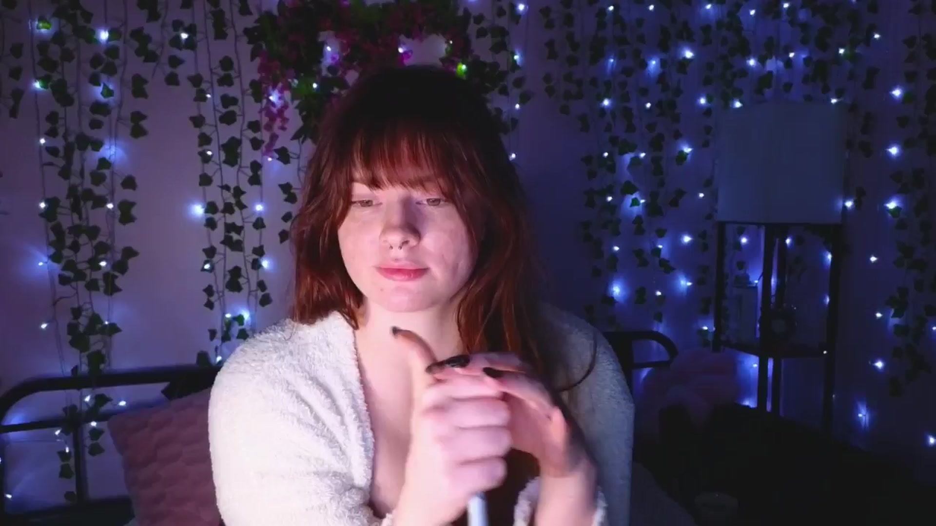 Gallery image thumbnail from naughtybella_'s myfreecams stream on, 12/05/2024, 01:43 image 11 of 20