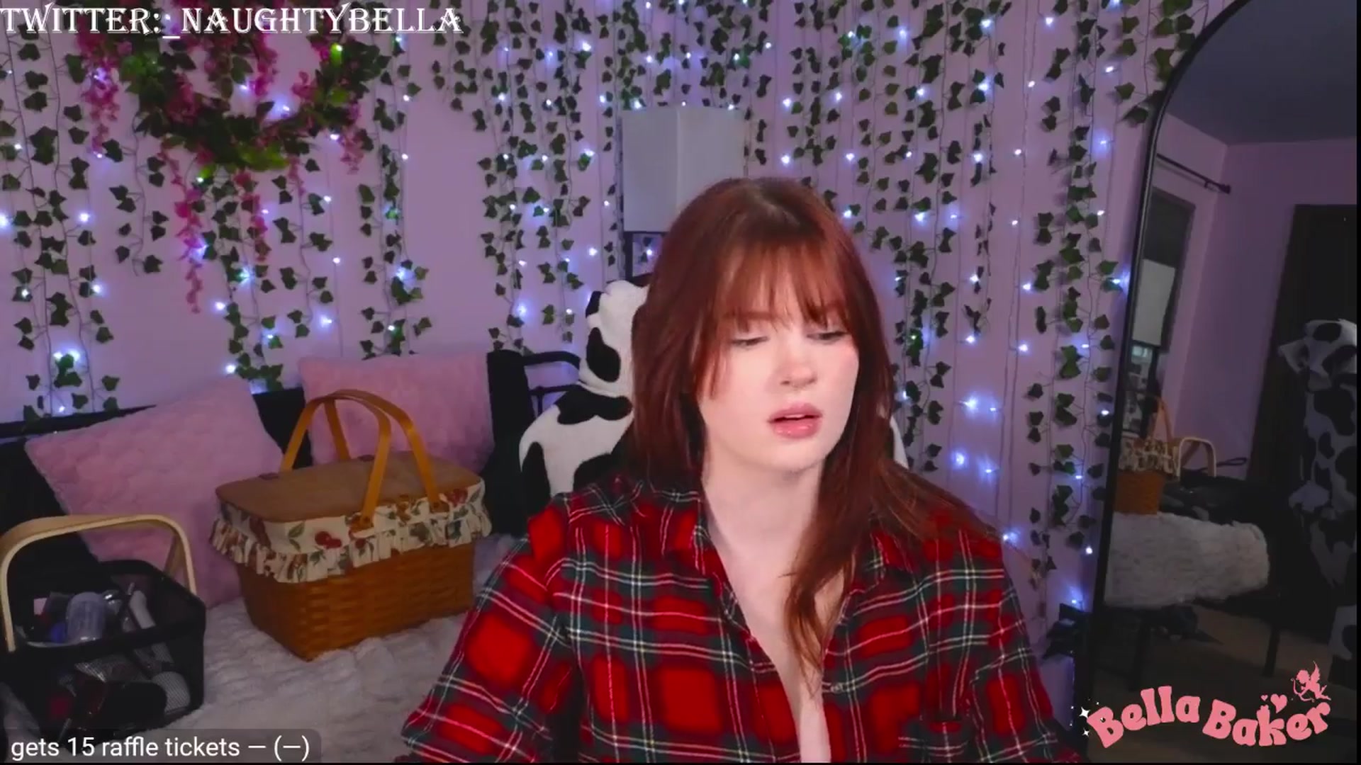 Gallery image thumbnail from naughtybella_'s myfreecams stream on, 12/09/2024, 21:53 image 2 of 20