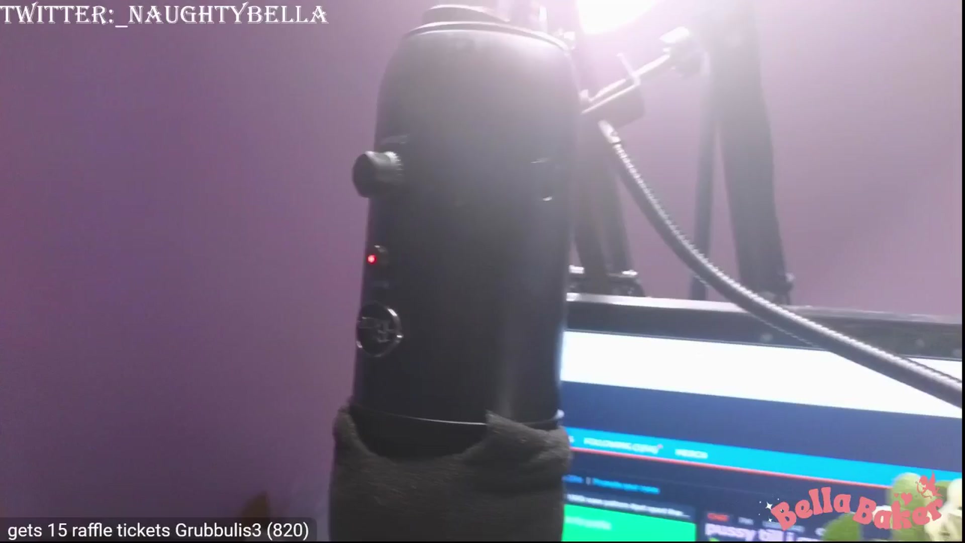 Gallery image thumbnail from naughtybella_'s myfreecams stream on, 12/15/2024, 22:43 image 18 of 20