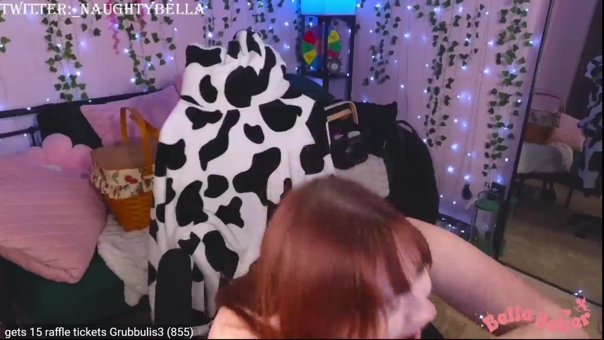 Gallery image thumbnail from naughtybella_'s myfreecams stream on, 12/17/2024, 24:52 image 13 of 20
