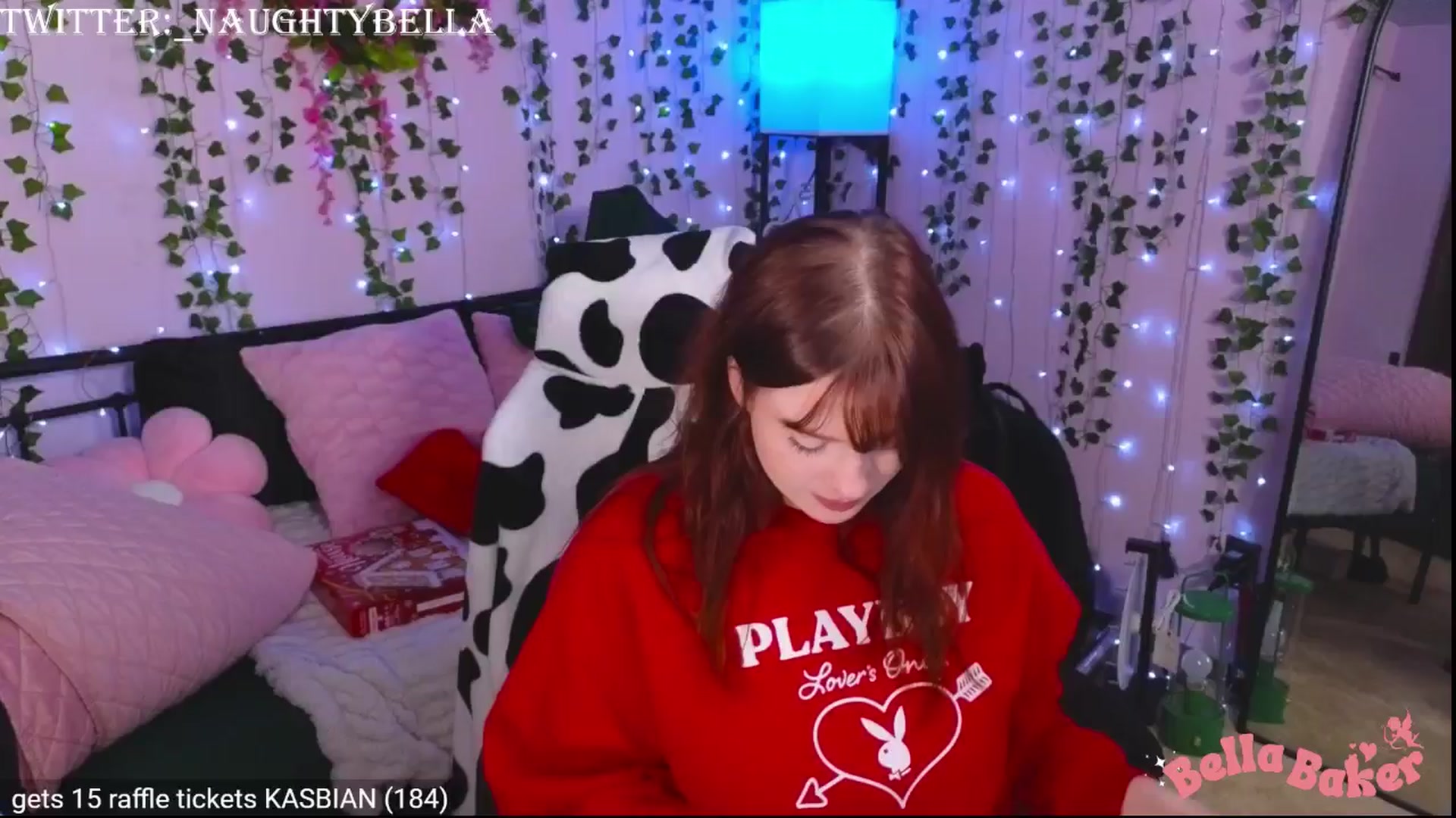 Gallery image thumbnail from naughtybella_'s myfreecams stream on, 12/19/2024, 19:22 image 12 of 20
