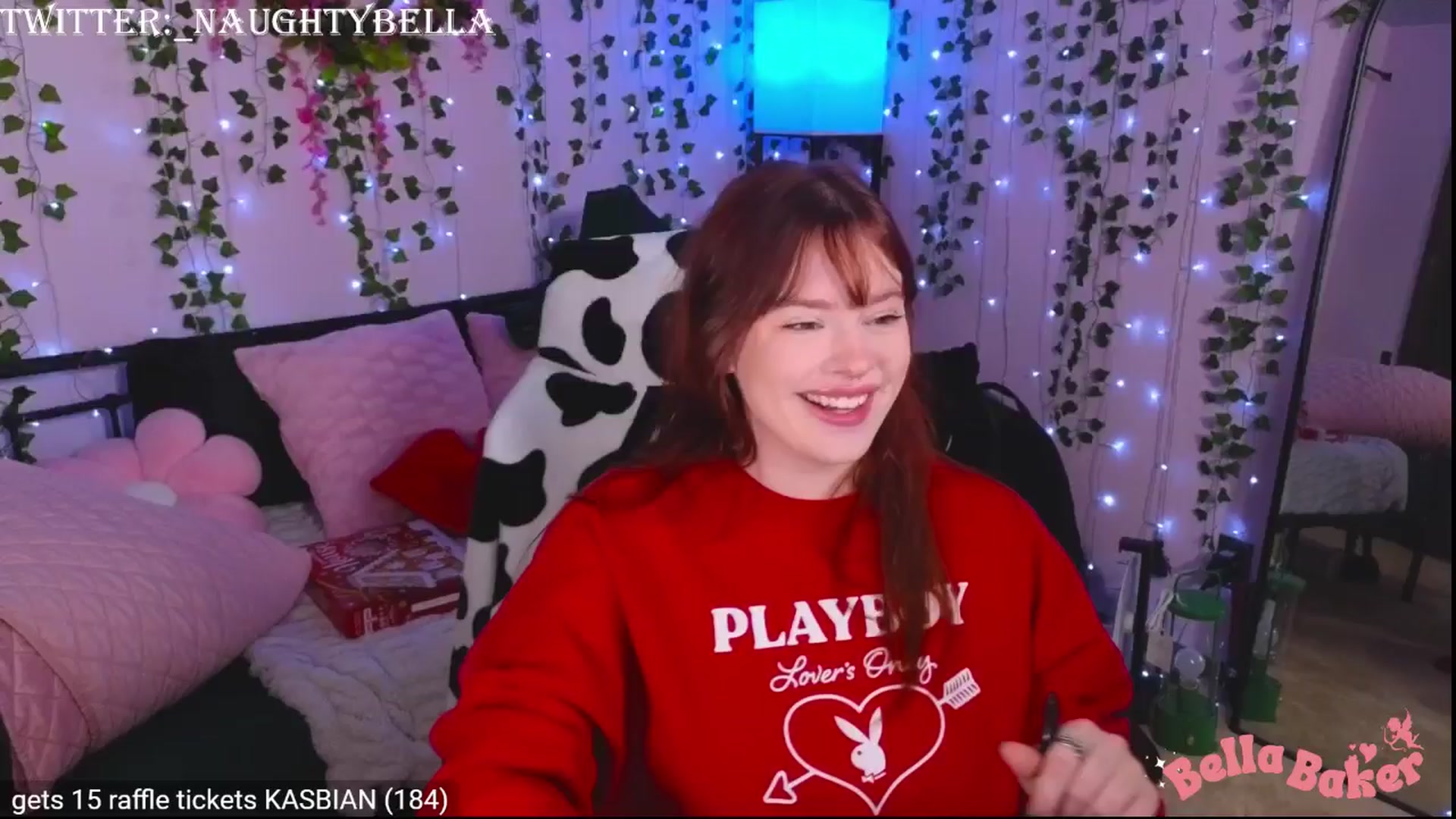 Gallery image thumbnail from naughtybella_'s myfreecams stream on, 12/19/2024, 19:22 image 16 of 20